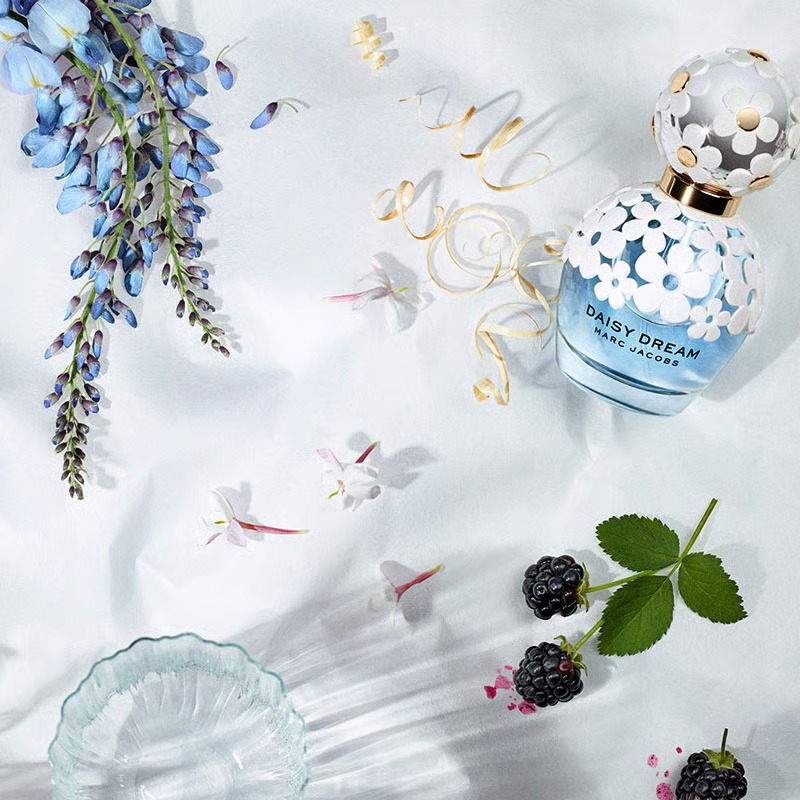 Marc Jacobs Daisy Dream Eau De Toilette Spray 100ml_img_1