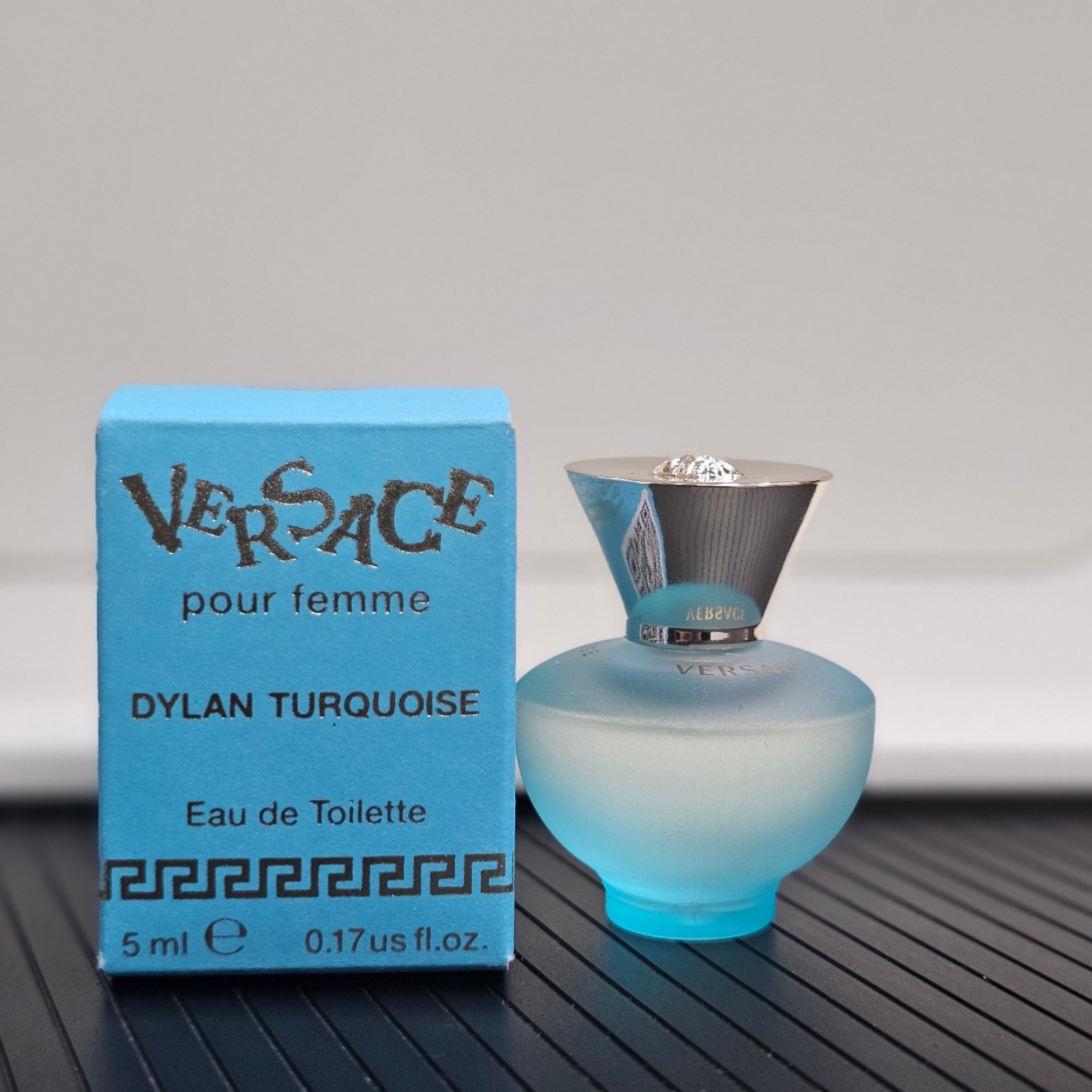 Versace Dylan Turquoise Eau De Toilette Femme Mini 5ml_img_1