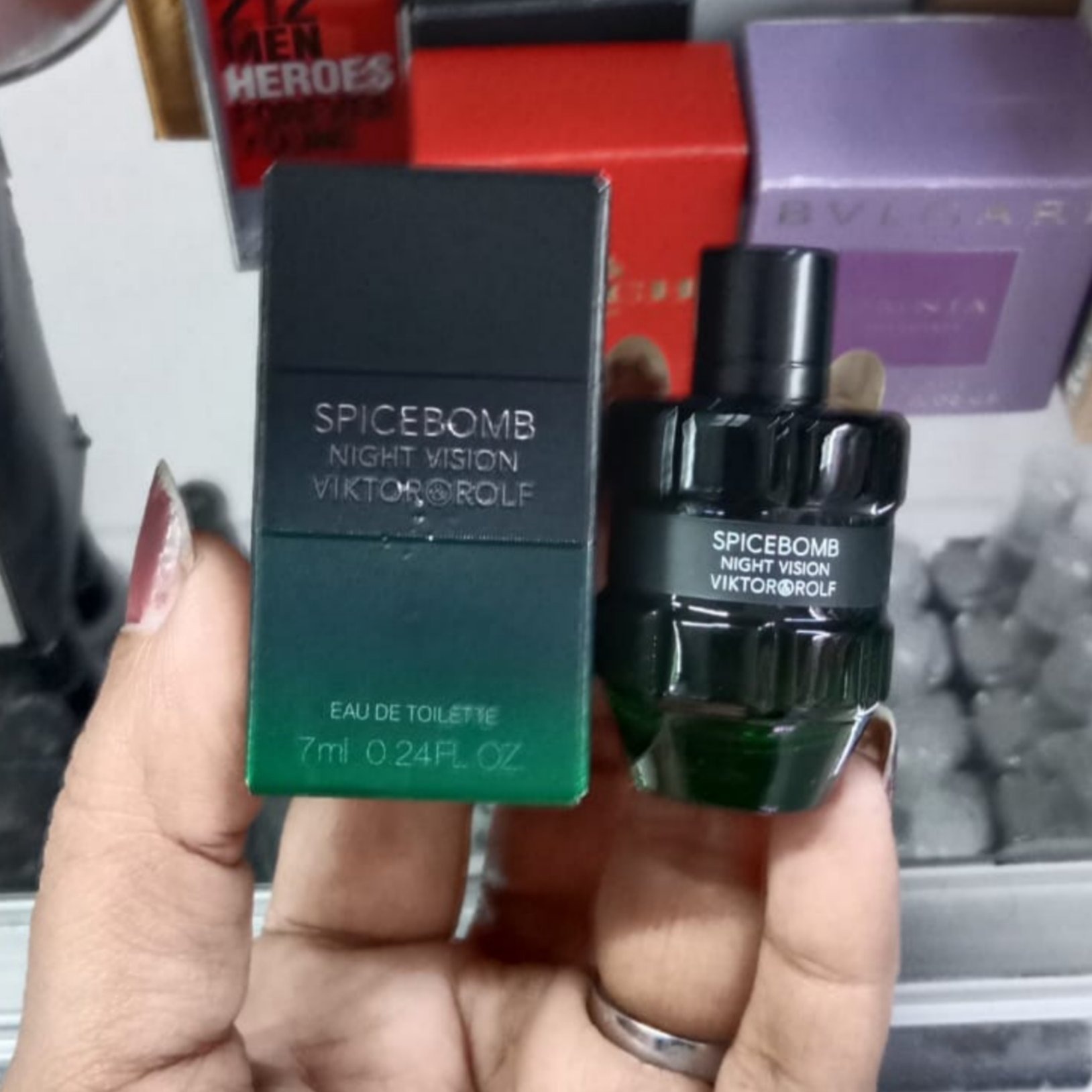 Viktor&Rolf Spicebomb Night Vision Eau De Toilette Mini 7ml (For Him)_img_1