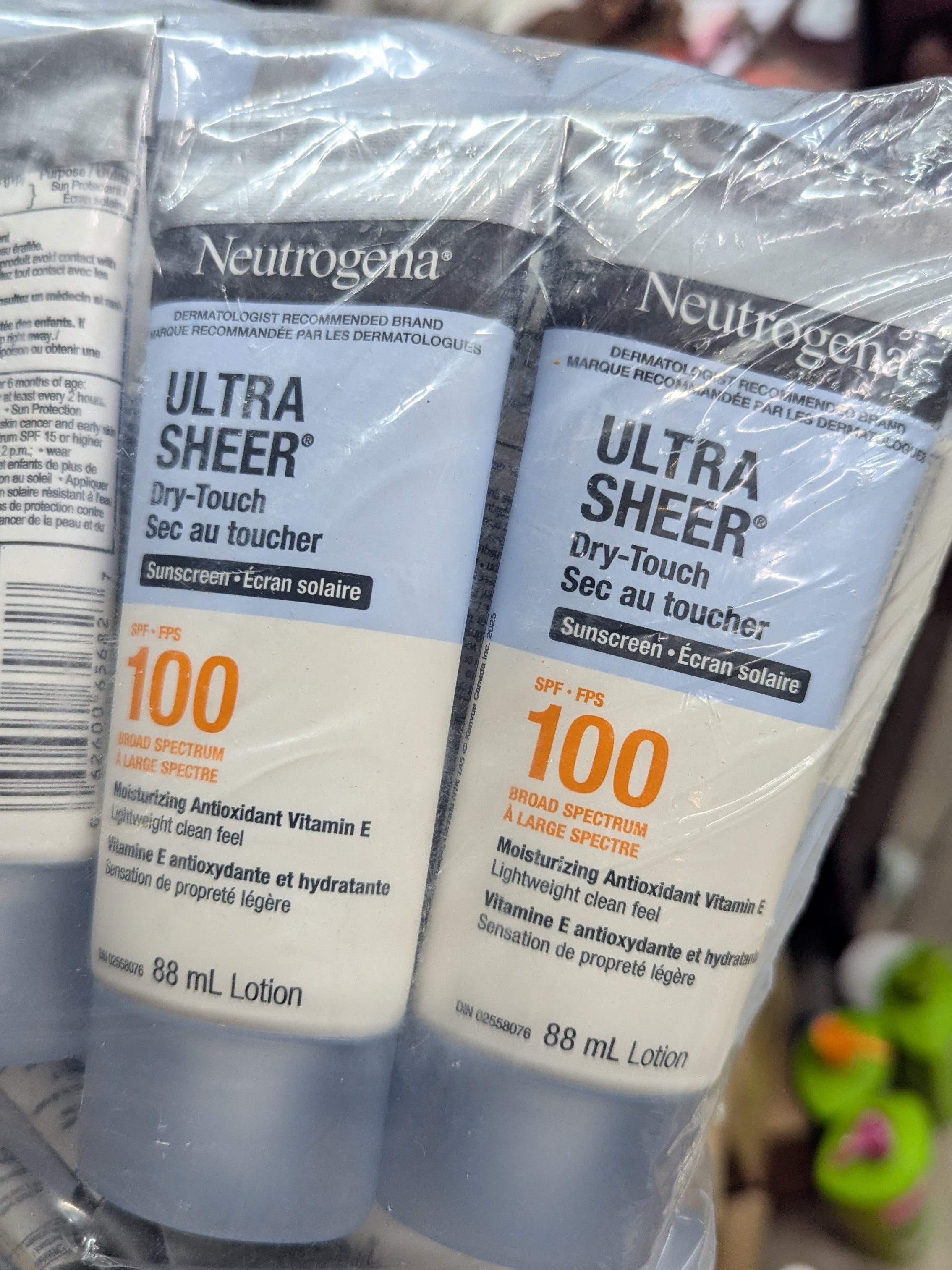 Neutrogena Ultra Sheer Dry Touch Sunscreen SPF 100 (88ml)_img_1