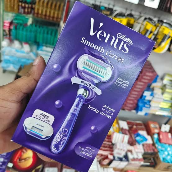 Gillette Venus Swirl Hair Removal Razor for Women 1count (Free Overcap)_img_1