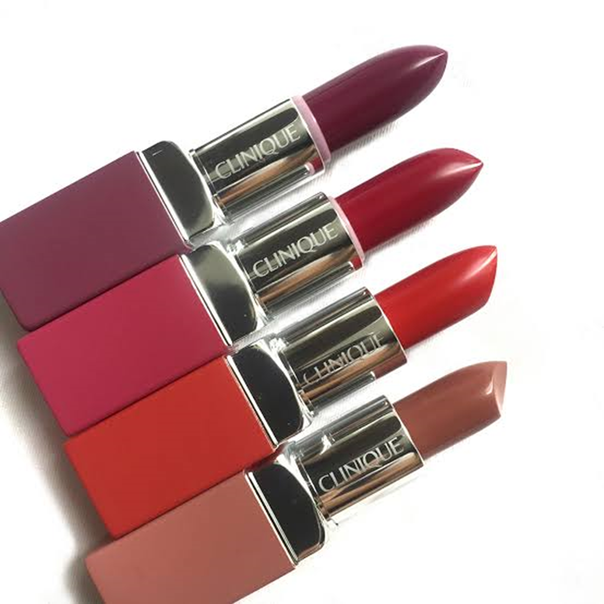 Clinique pop lip colour + primer rouge intense + base Lipstick_img_1
