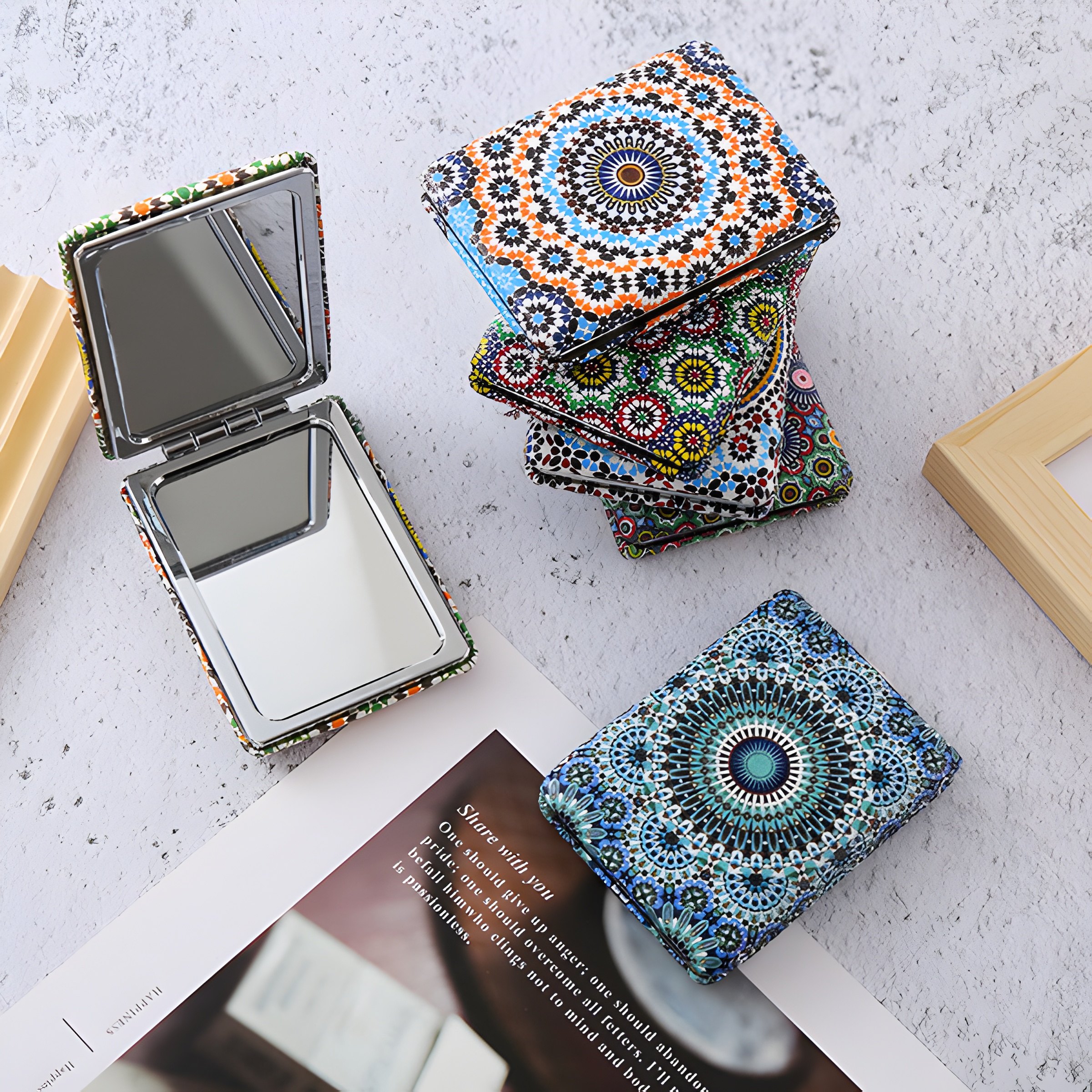 Makeup Folding Mirror_img_1