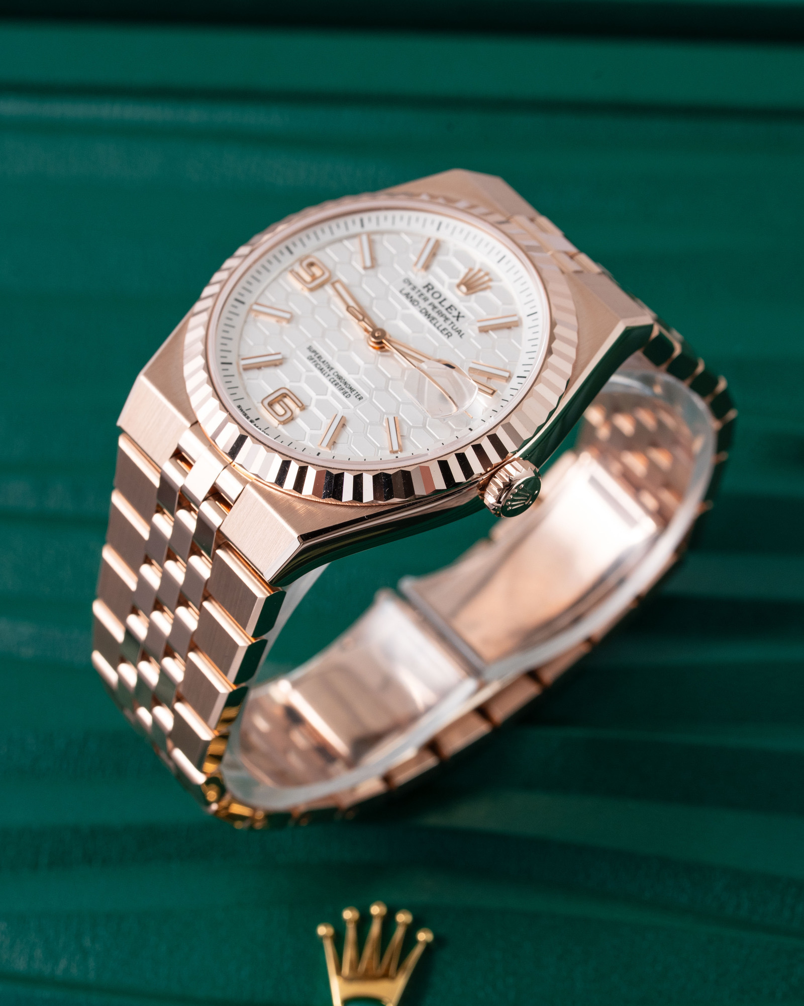 Rolex Land-Dweller Real Gold 18K Everose 2026: 40mm Ref: 127335 New White Honeycomb Dial, 18K RG Fluted Bezel Flat Jubliee Fully Linked, Movement 7135 Swiss (original custom), Weight, Thickness- Same as Original thumbnail 14