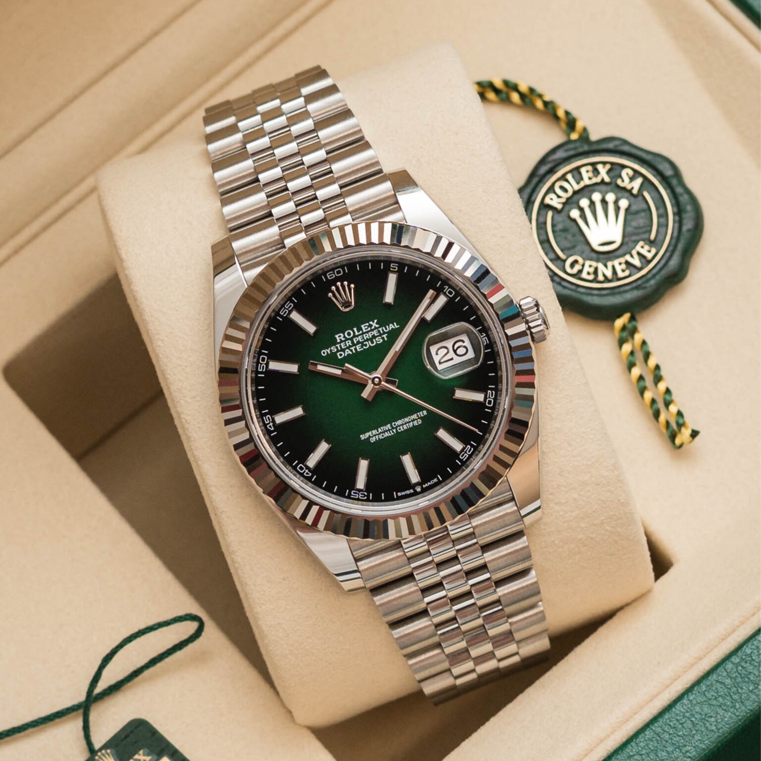 Rolex Datejust NEW 2026 41mm, ref: 126334, movement 3235 Swiss (custom) Oystersteel and white gold polish, Jubilee Green Ombre Dial, , Weight, Thickness - Same as Original