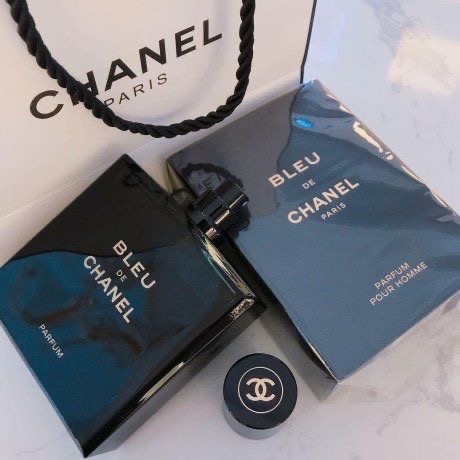 Bleu de C’hanel Parfum (Original Stocklot) for men with Bag thumbnail 5