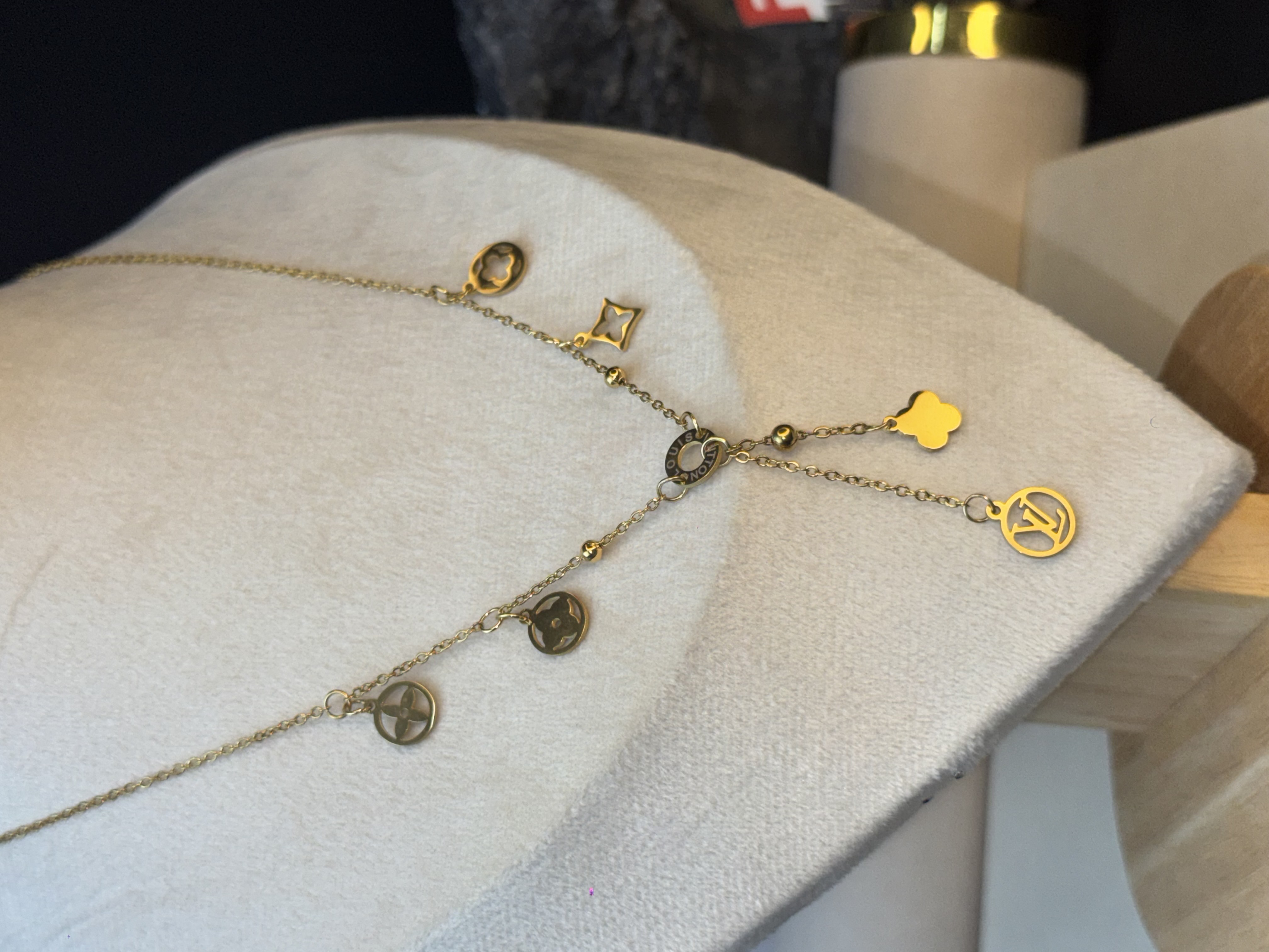 LV Confetti Necklace Gold -2 Years Color Guarantee thumbnail 5
