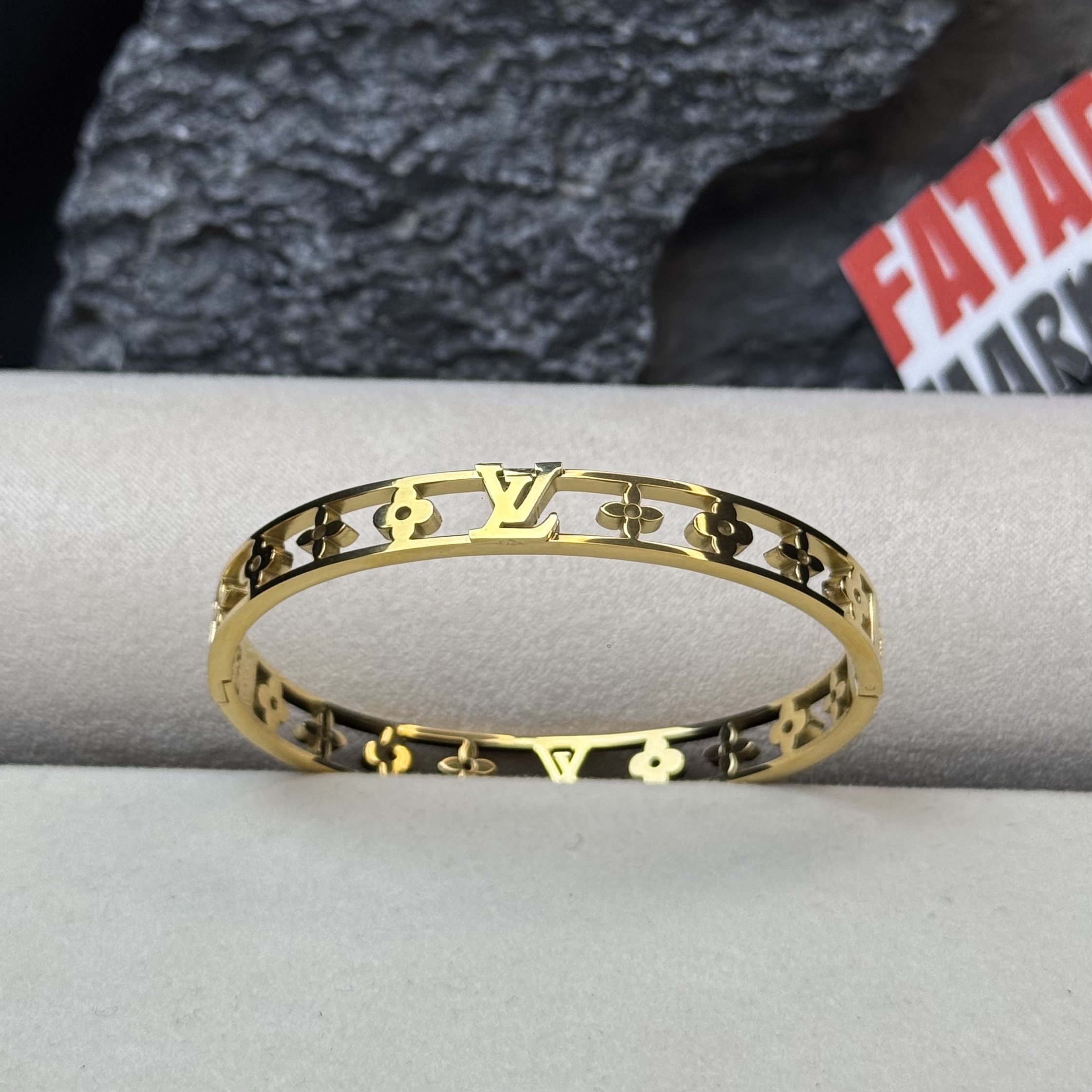 LV Initiales Bracelet GOLD -2 Years Color guarantee