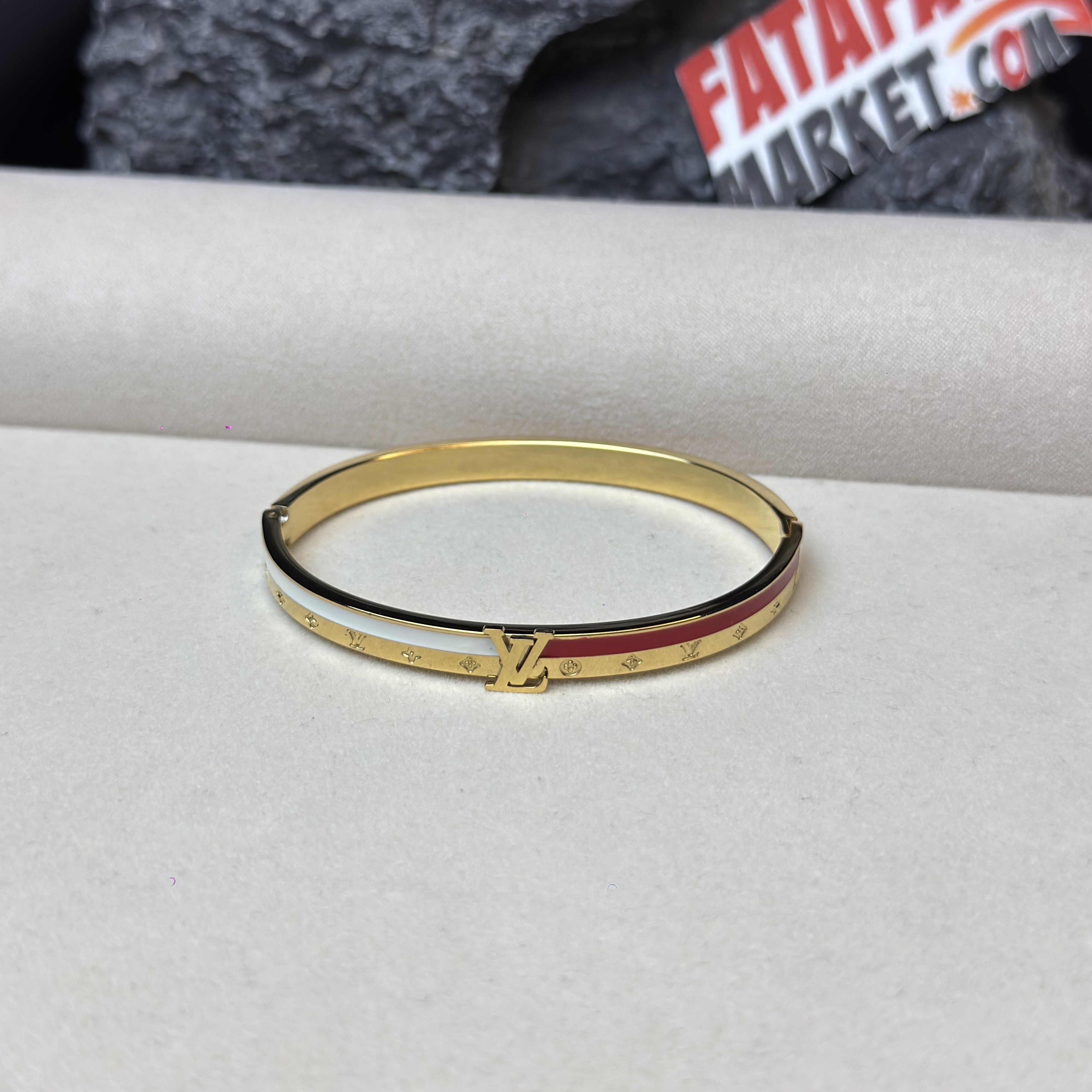 LOUIS VUITTON LV Initiales Bracelet - 2 years Color guarantee thumbnail 5