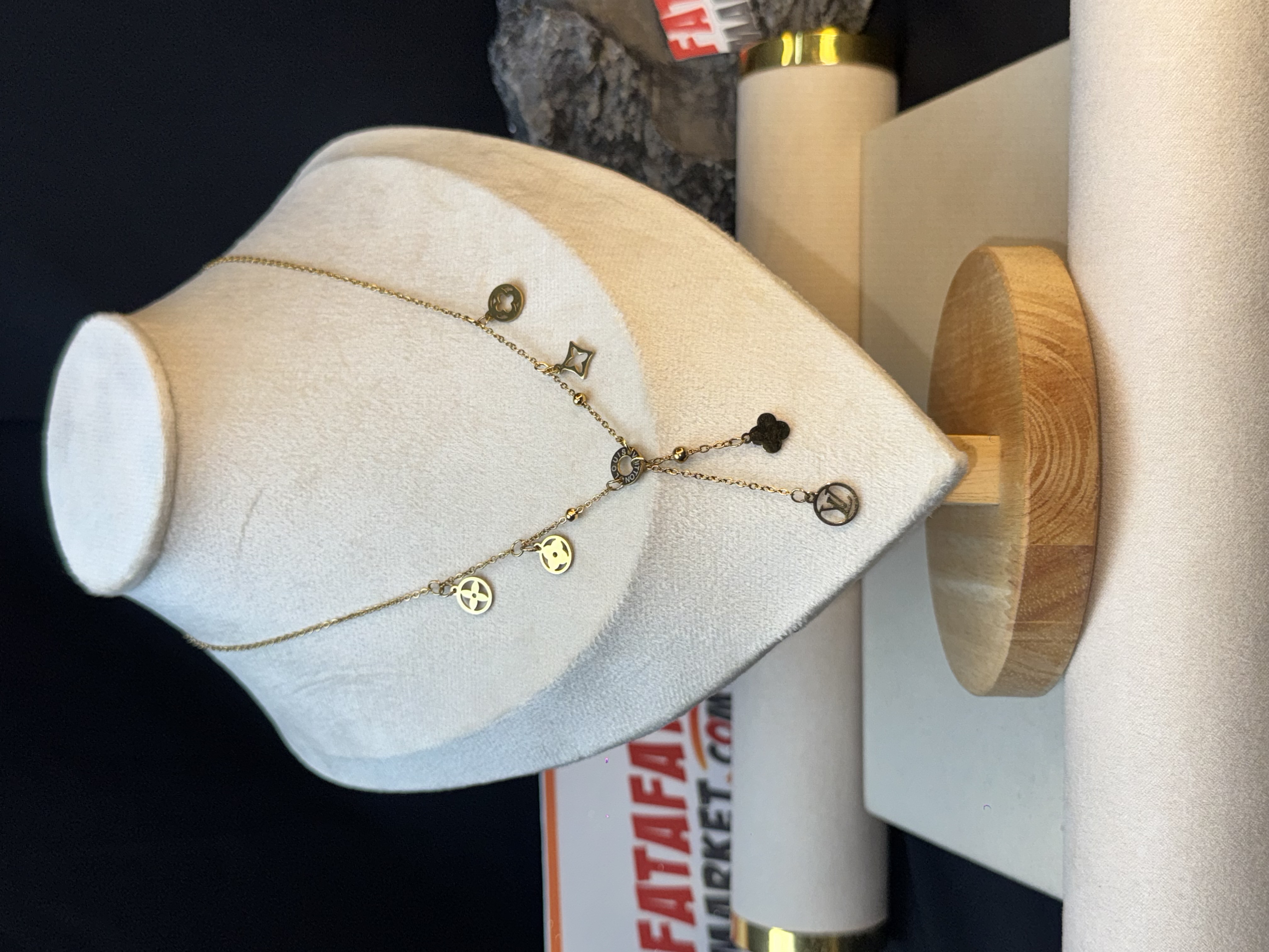 LV Confetti Necklace Gold -2 Years Color Guarantee thumbnail 3