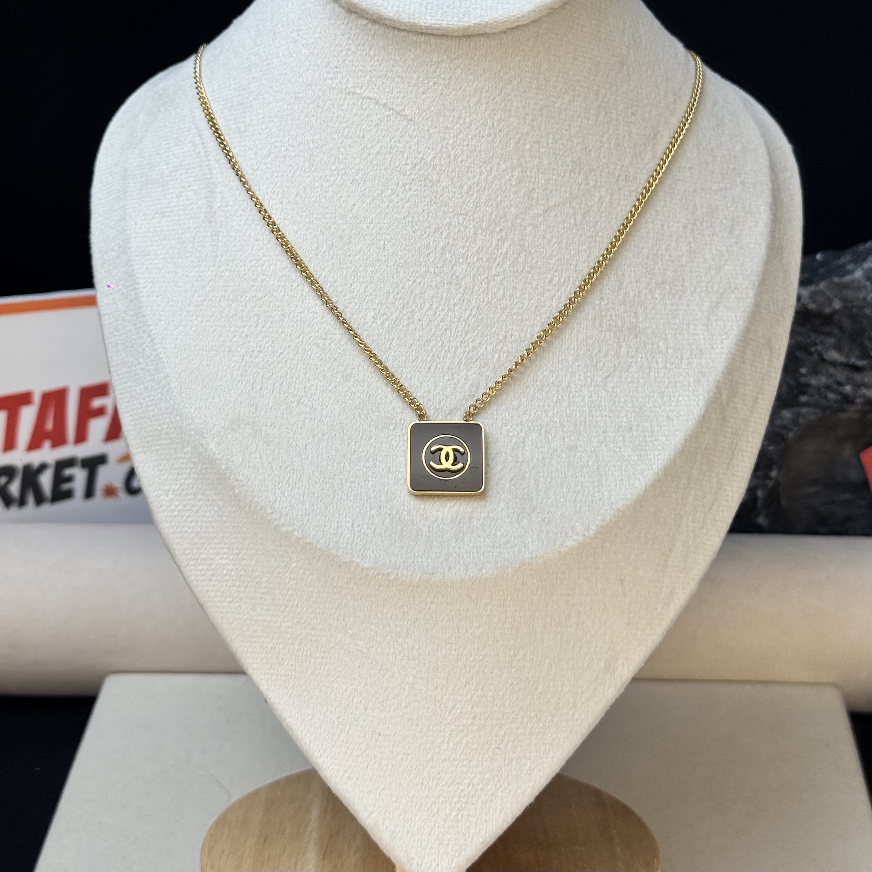Chanel Metal Lambskin Chain CC Necklace Black Gold - 2 Years Color Guarantee thumbnail 2
