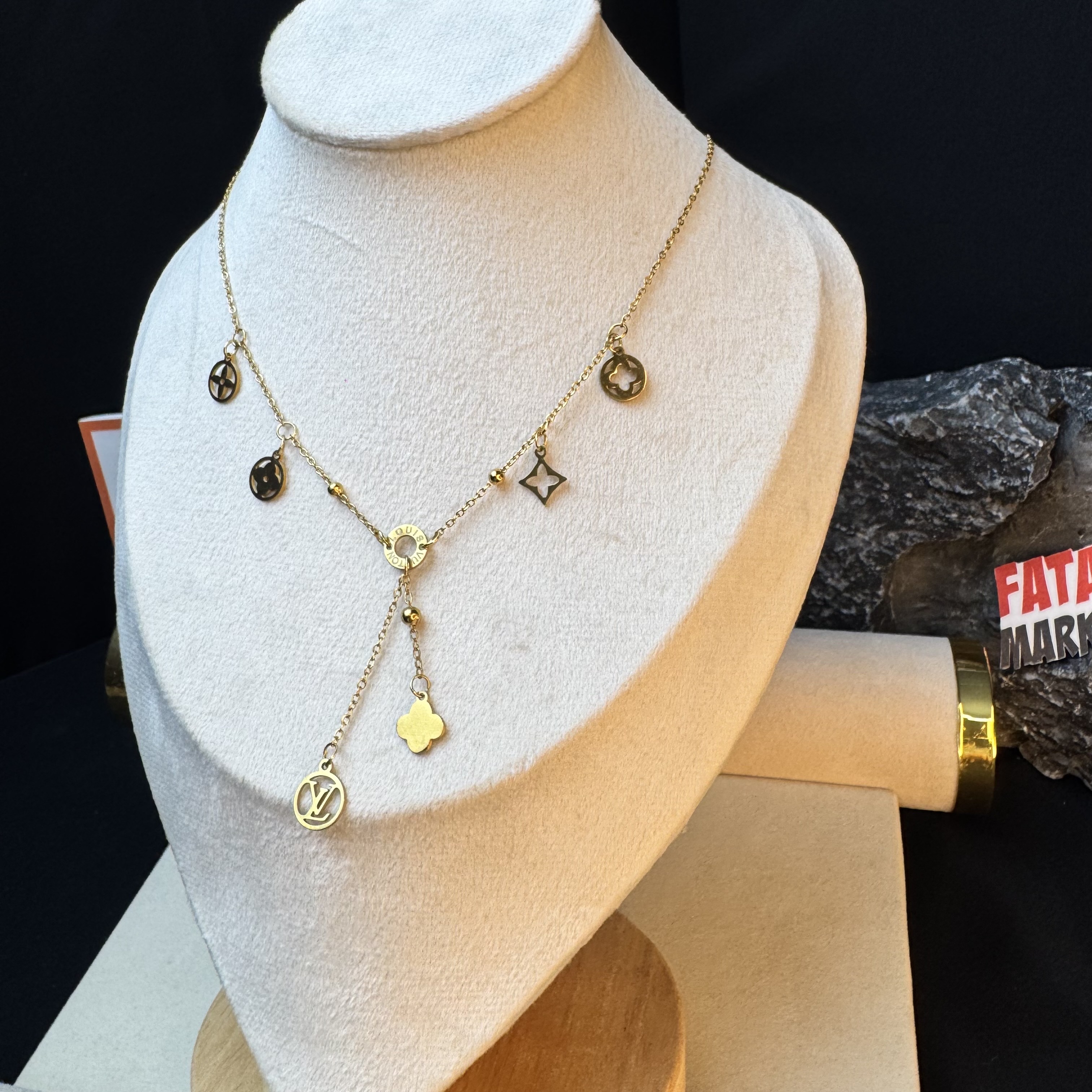 LV Confetti Necklace Gold -2 Years Color Guarantee thumbnail 9
