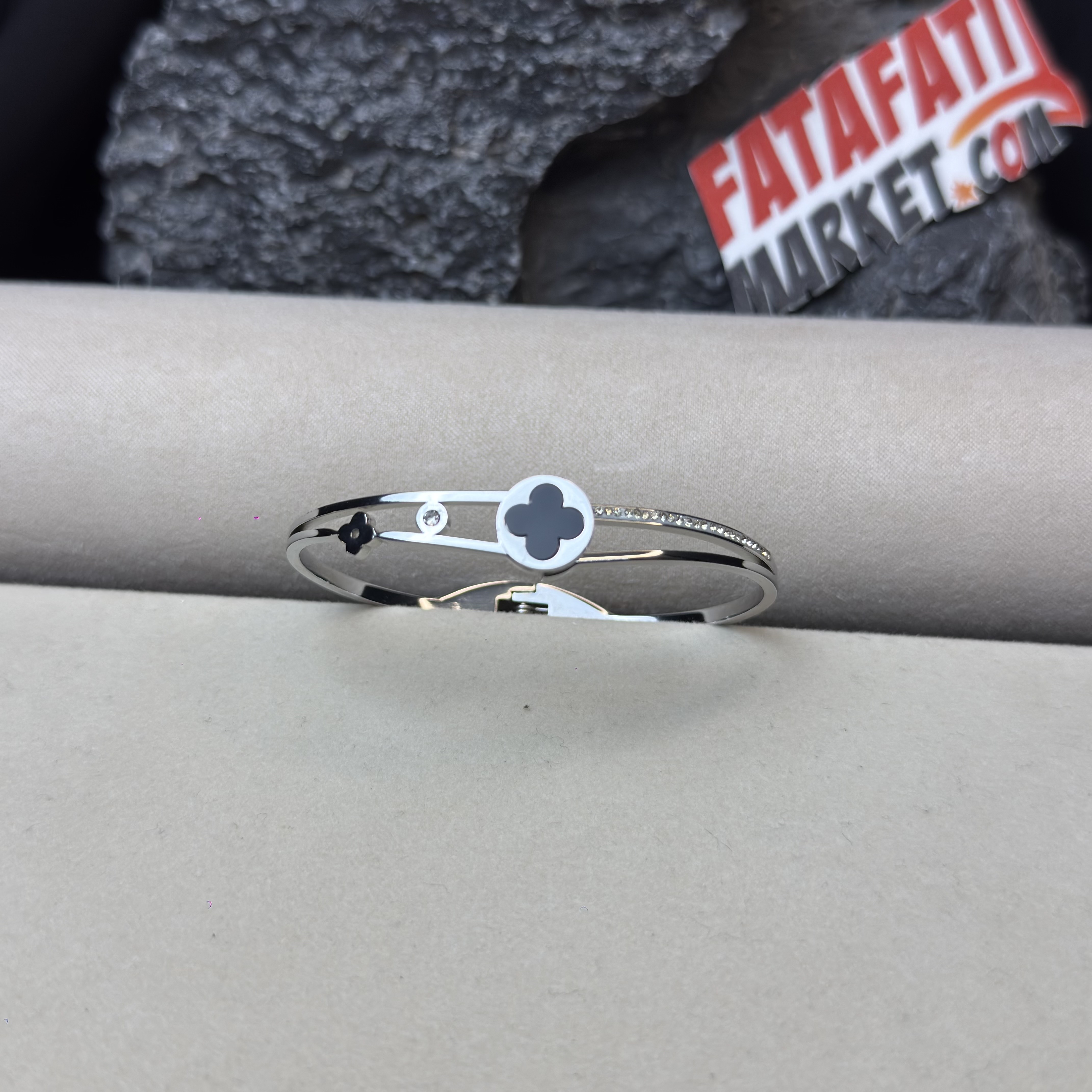 Clover Bracelet Diamond SS Silver Premium Edition Unisex- 2 Years colour Guarantee thumbnail 2