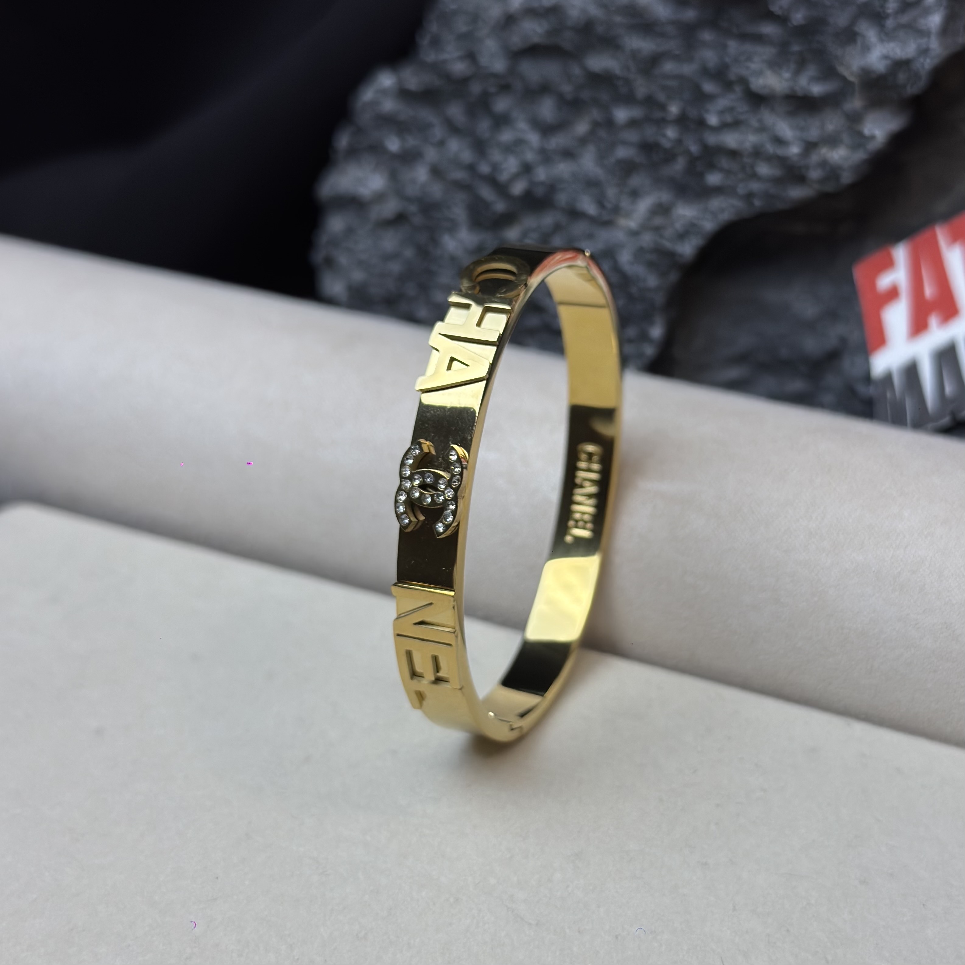 CHANEL Coco Crush Gold & Diamond Bracelet- 2 yes Color guarantee thumbnail 3