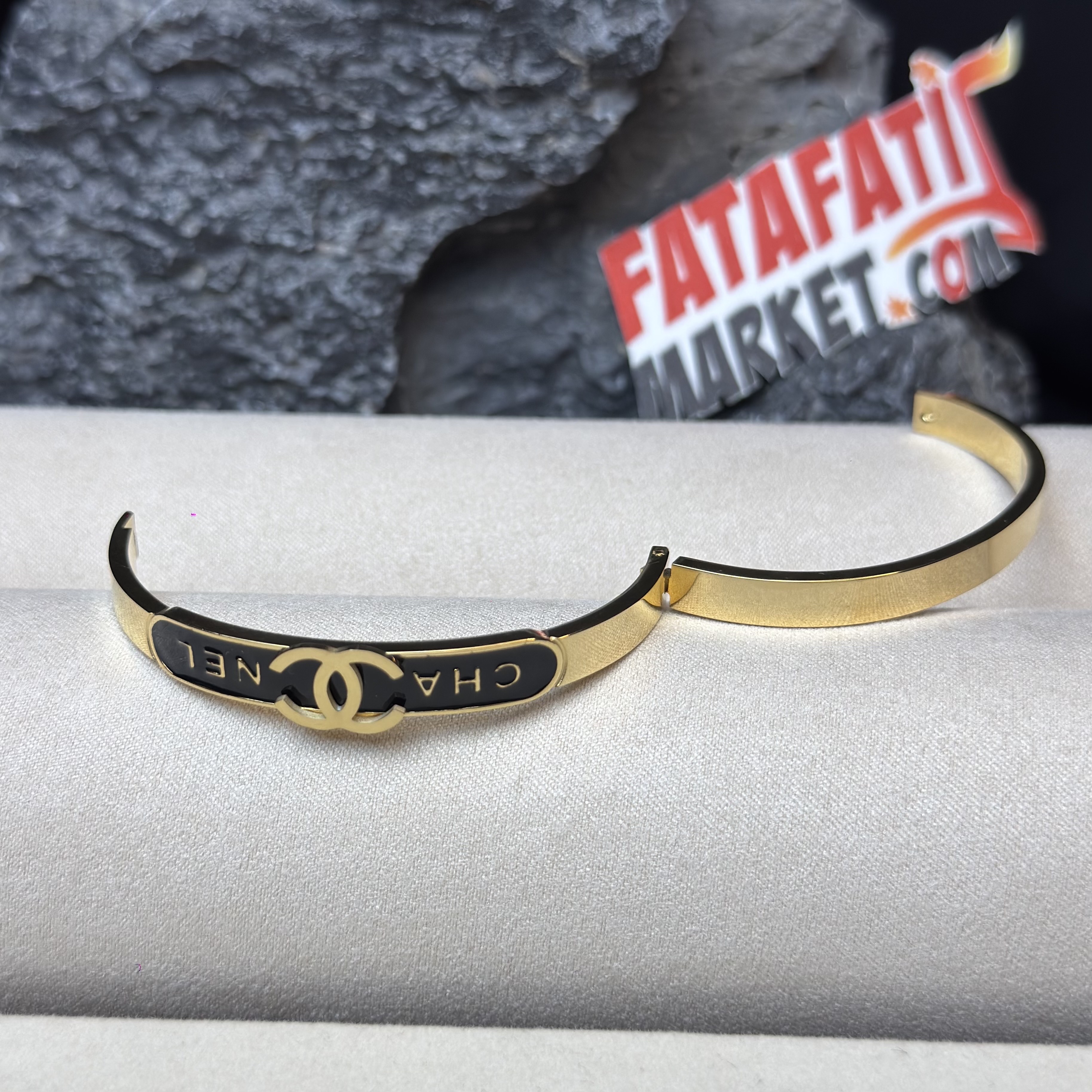 CHANEL coco Gold Bracelet unisex- 2 Years Color Guarantee thumbnail 4