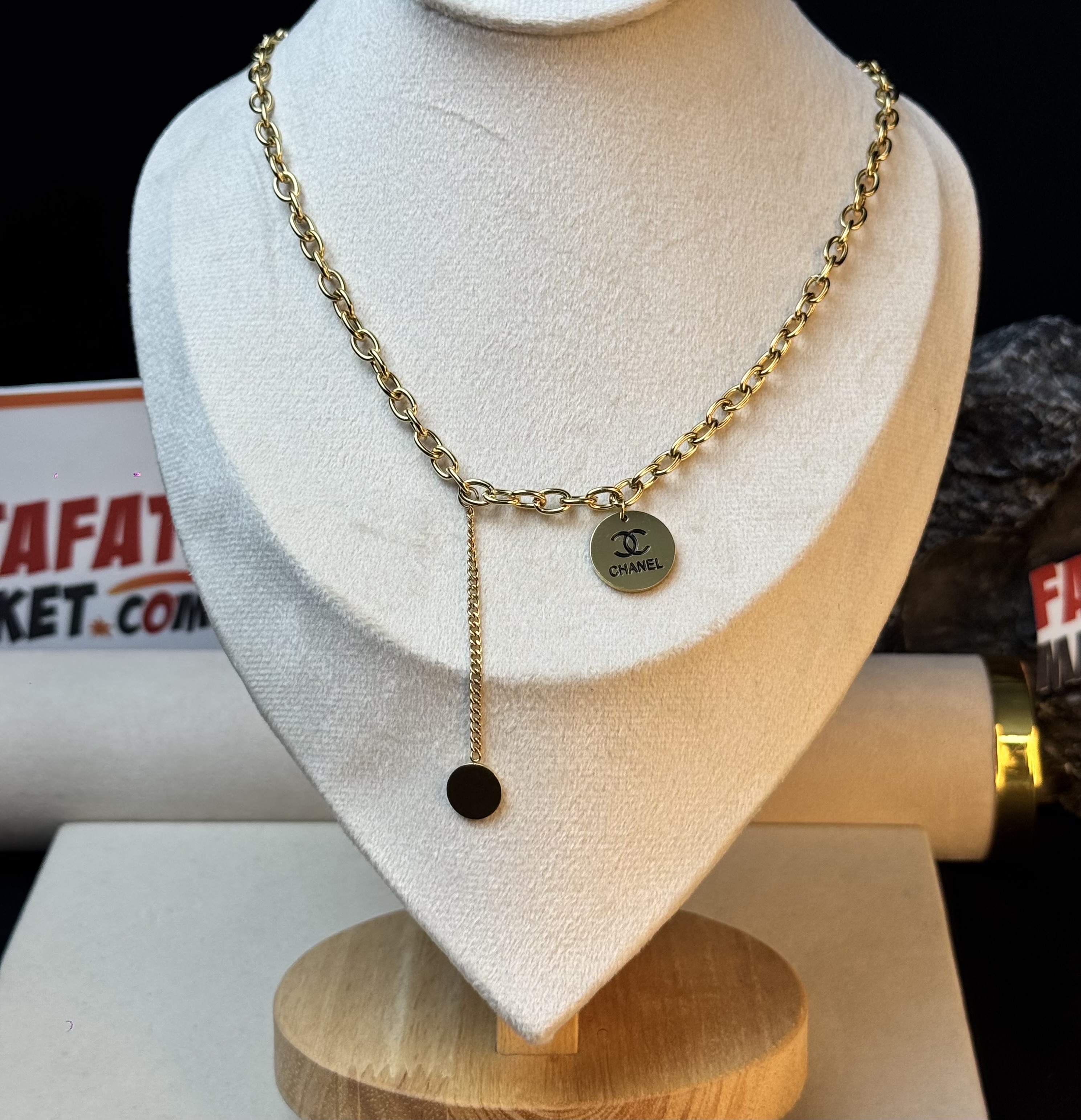 Chanel Gold CC Pendant Necklace- 2 Years Color guarantee thumbnail 2
