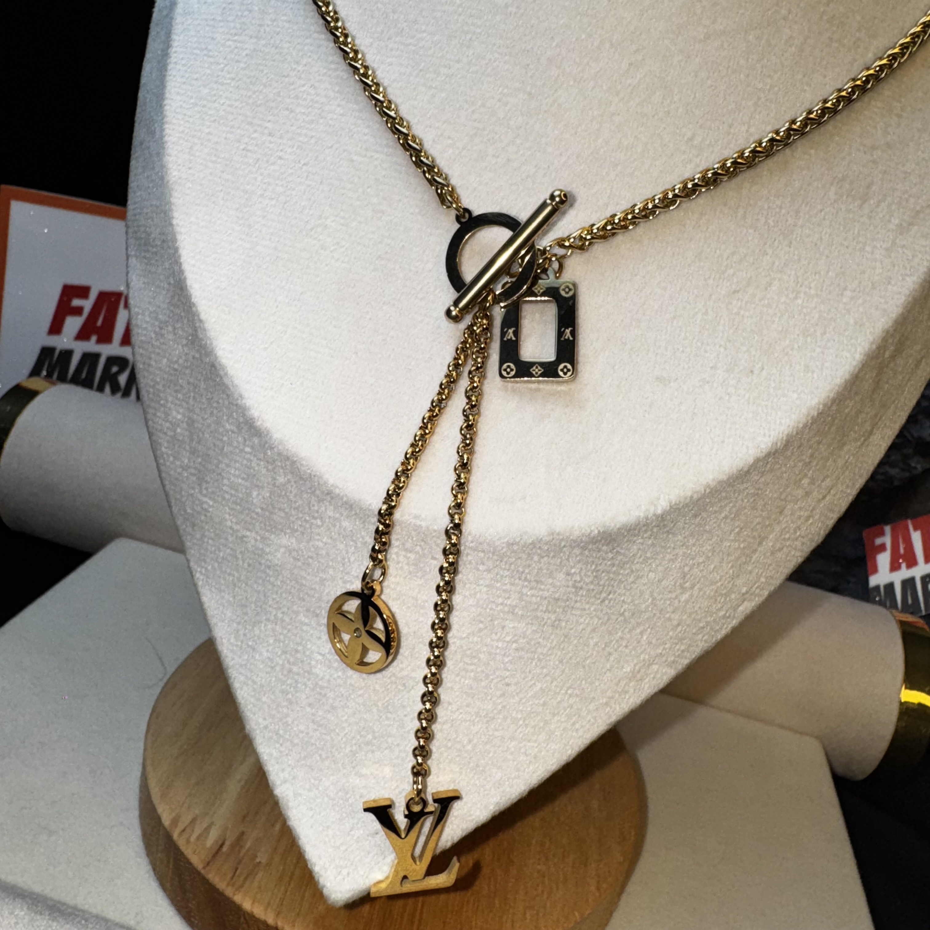 LV Nautical Pendant limited edition Gold - 2 Years Color guarantee thumbnail 3