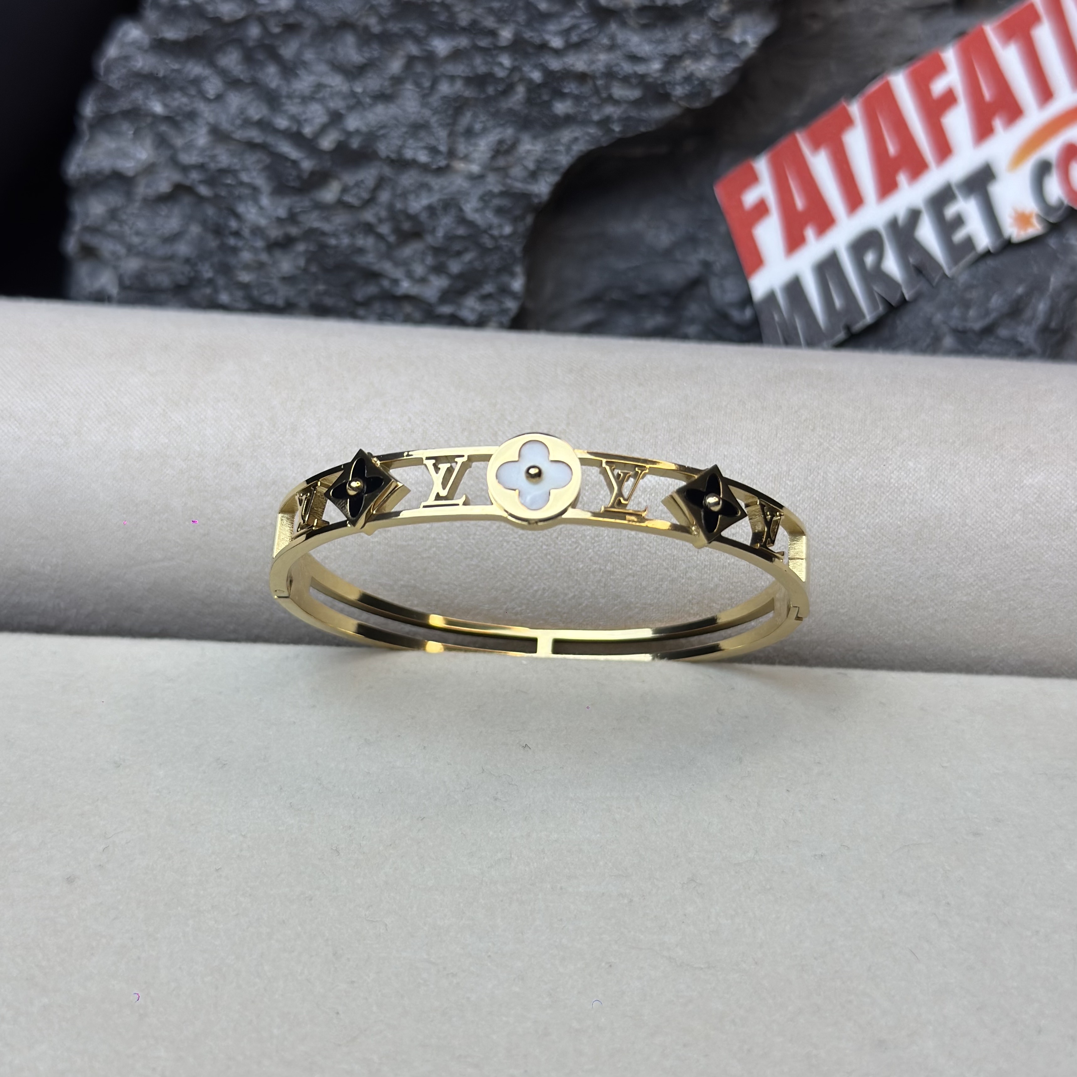 LV Initiales Bracelet Gold - 2 years Color guarantee thumbnail 2