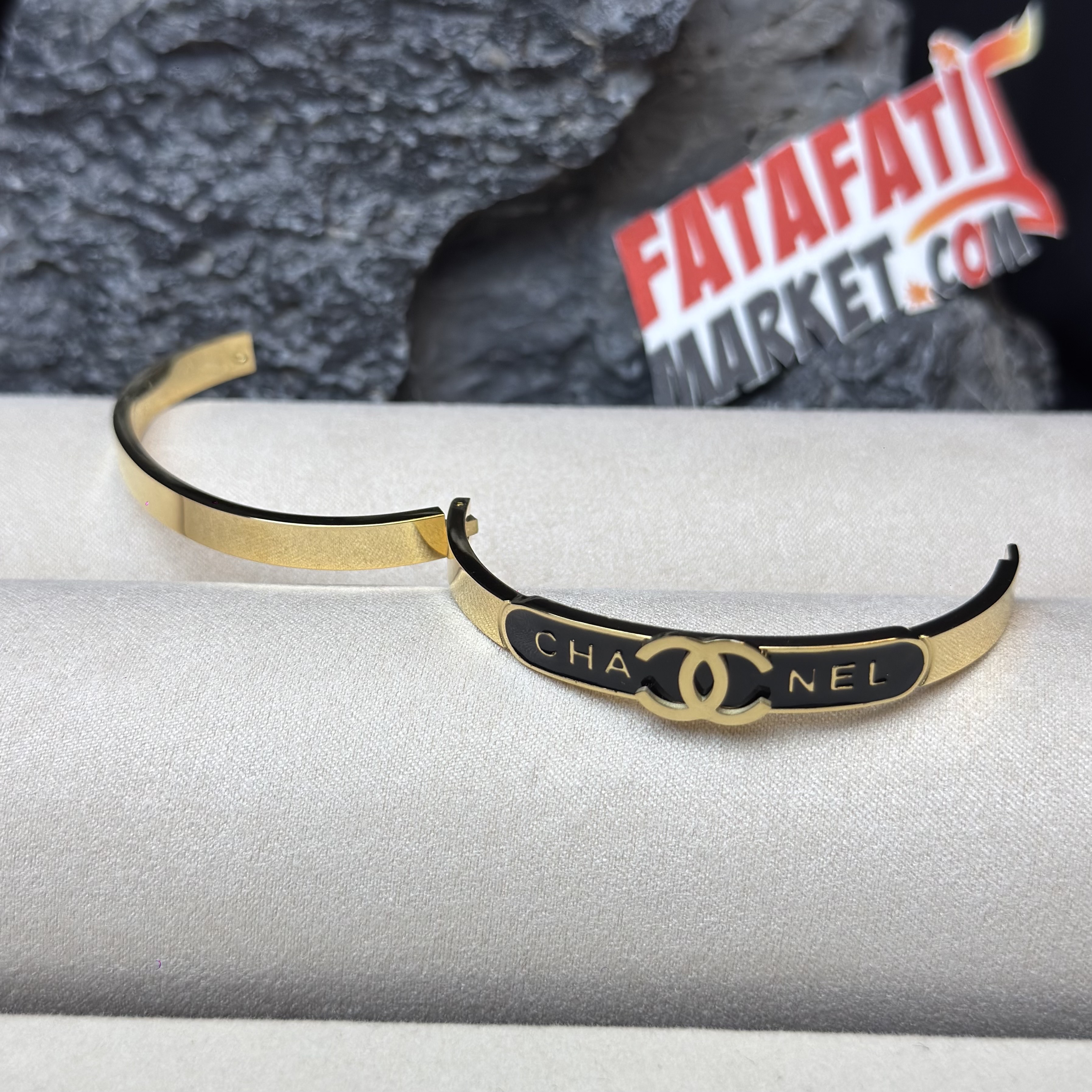 CHANEL coco Gold Bracelet unisex- 2 Years Color Guarantee thumbnail 3