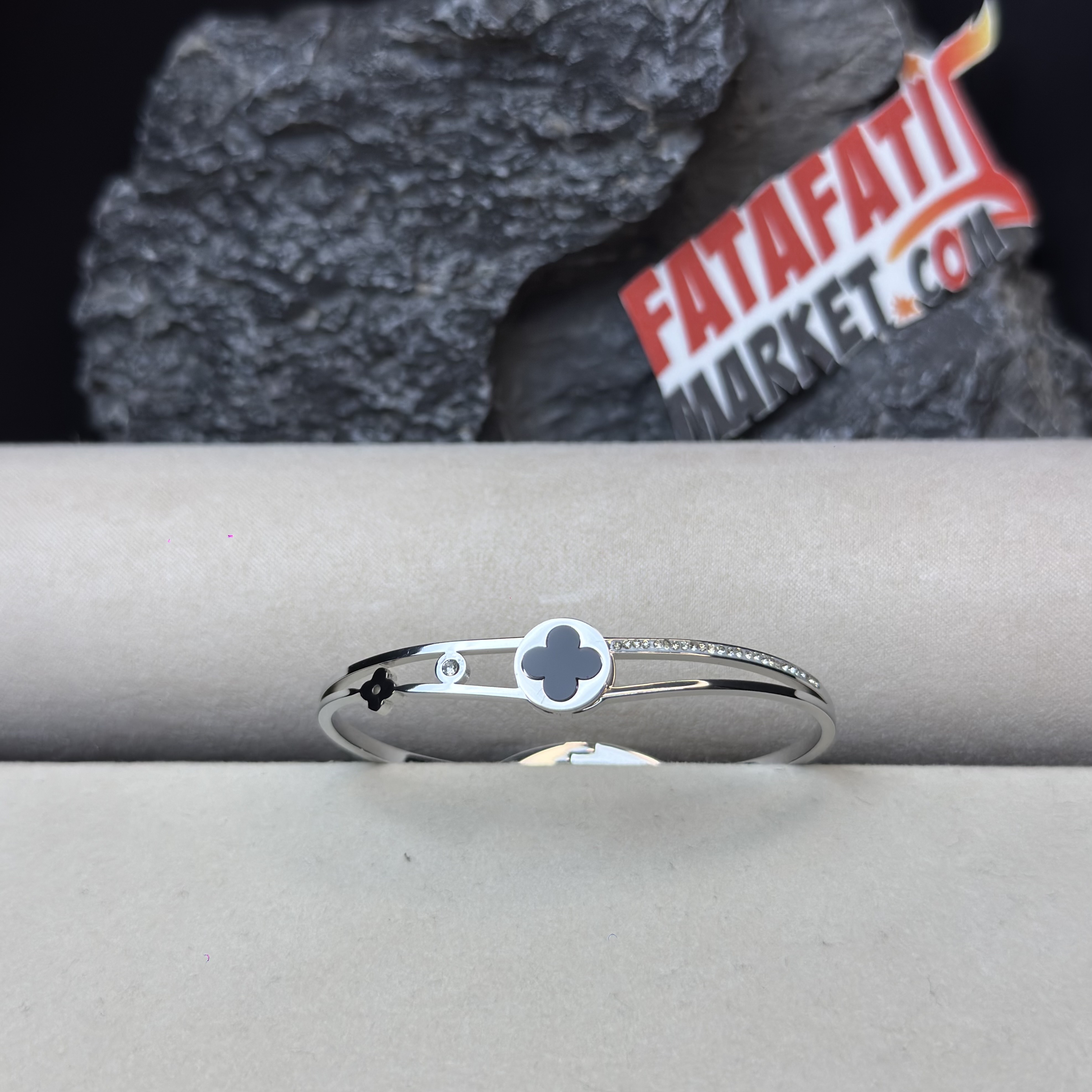 Clover Bracelet Diamond SS Silver Premium Edition Unisex- 2 Years colour Guarantee thumbnail 5