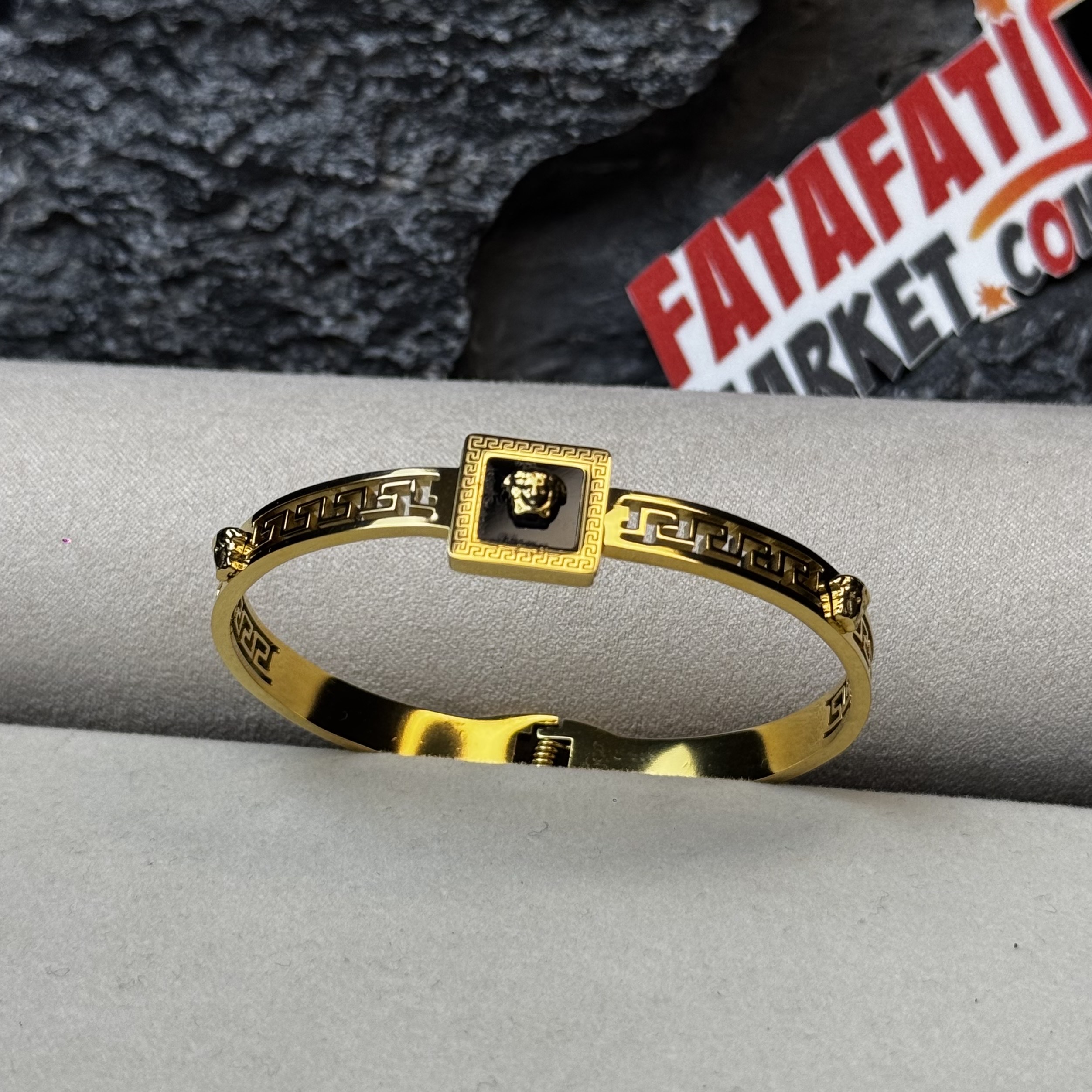 Versace Greca Cuff Bracelet Gold - 2 Years Color Guarantee thumbnail 5