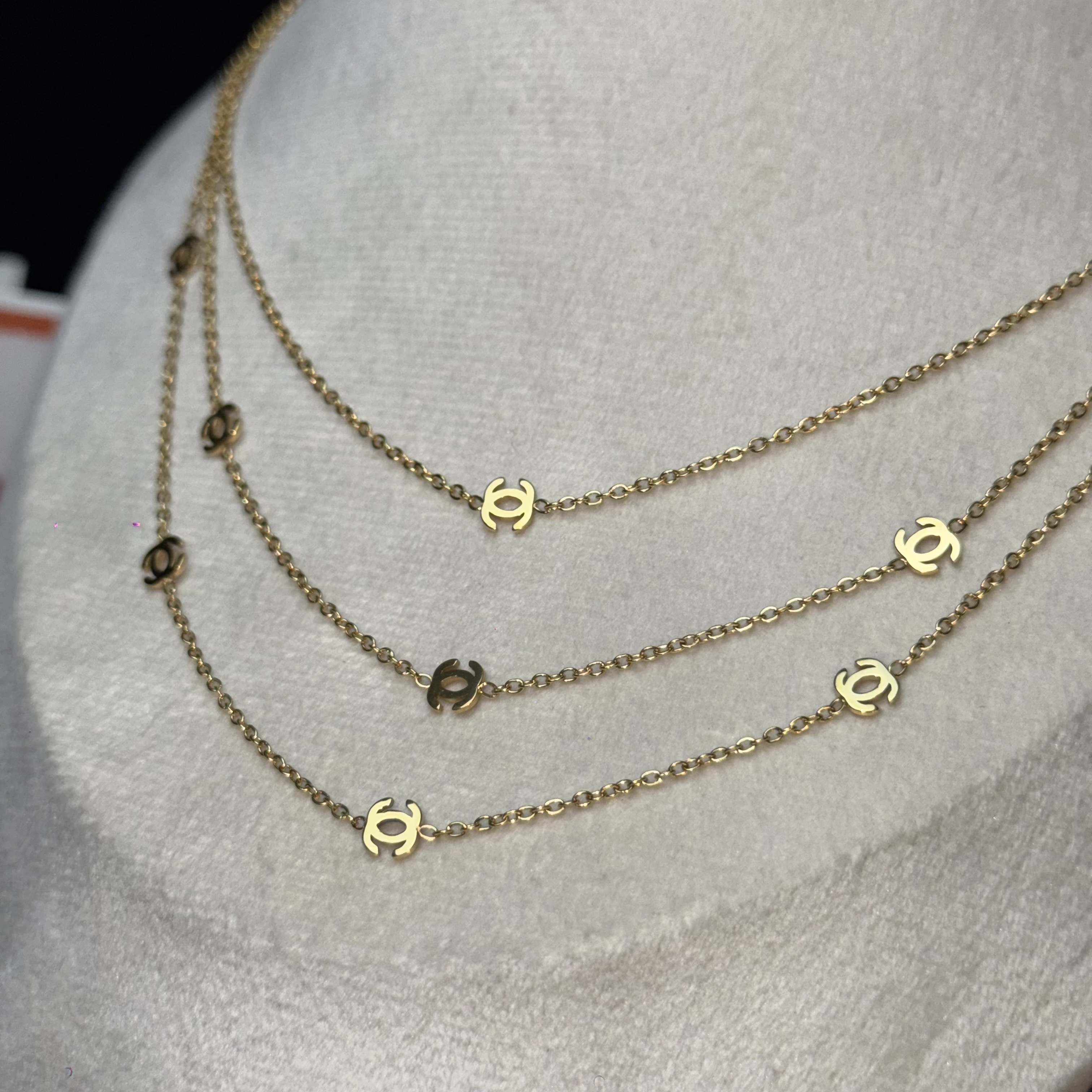 Chanel Chain Necklace Gold CC logo - 2 Years Color Guarantee