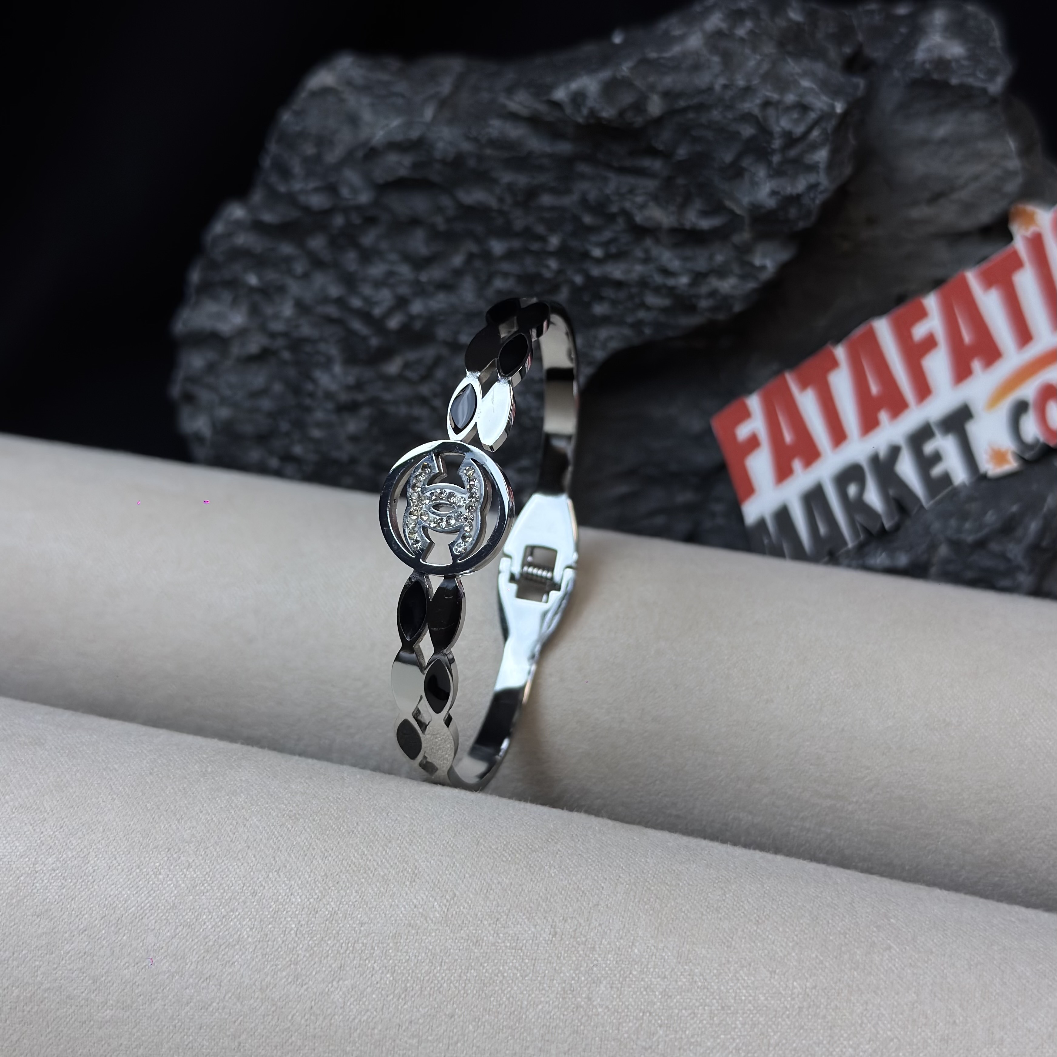 CHANEL bracelet Fine Coco Crush Diamond- 2 Years Color guarantee thumbnail 7