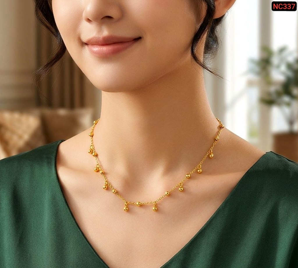 multiple ball necklace (colour guaranteed)