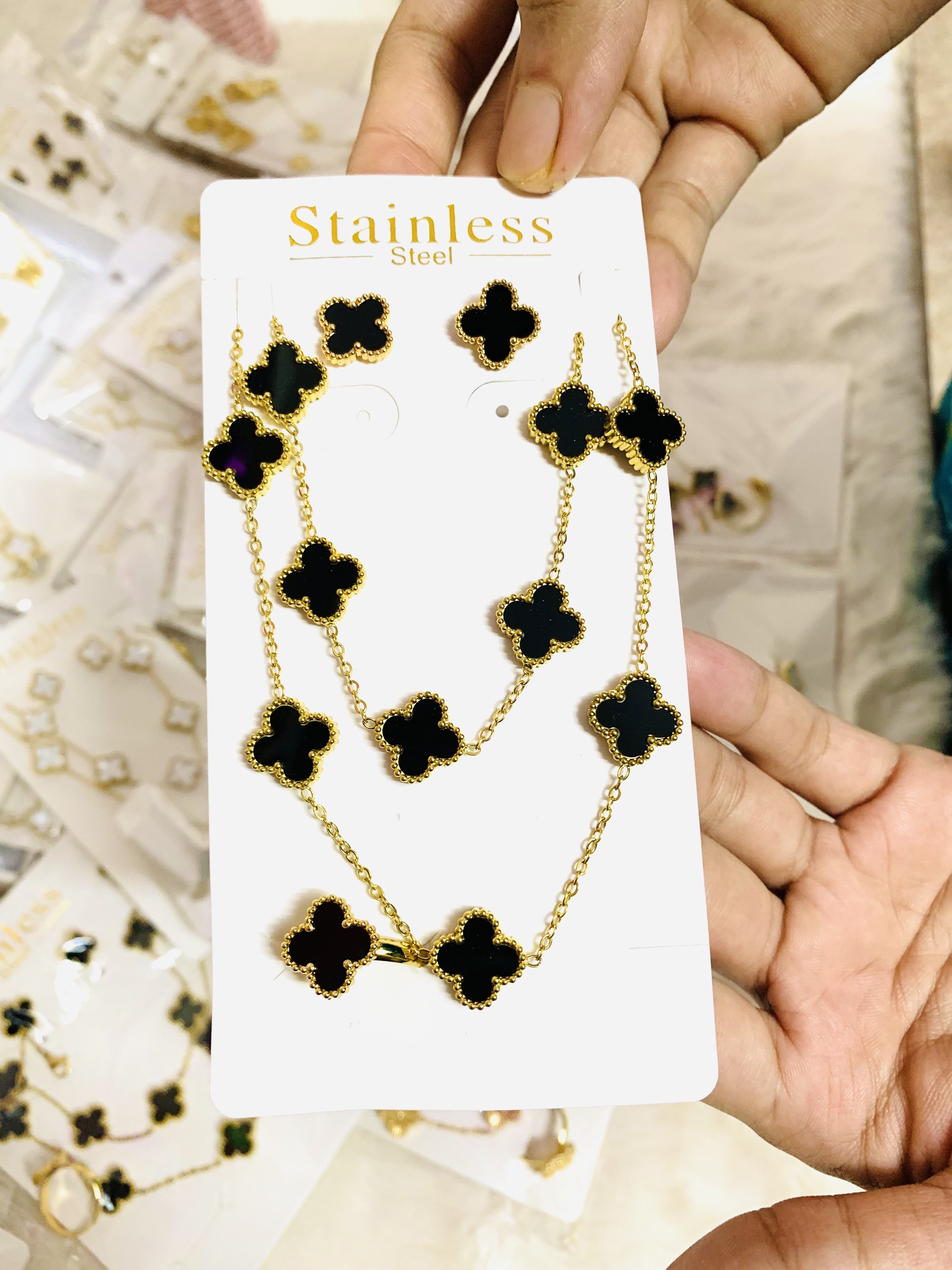 Stainlesssteel colour guaranteed jewellery set😍