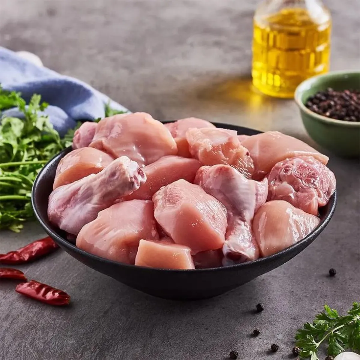 Broiler Chicken Curry Cut / Per Kg