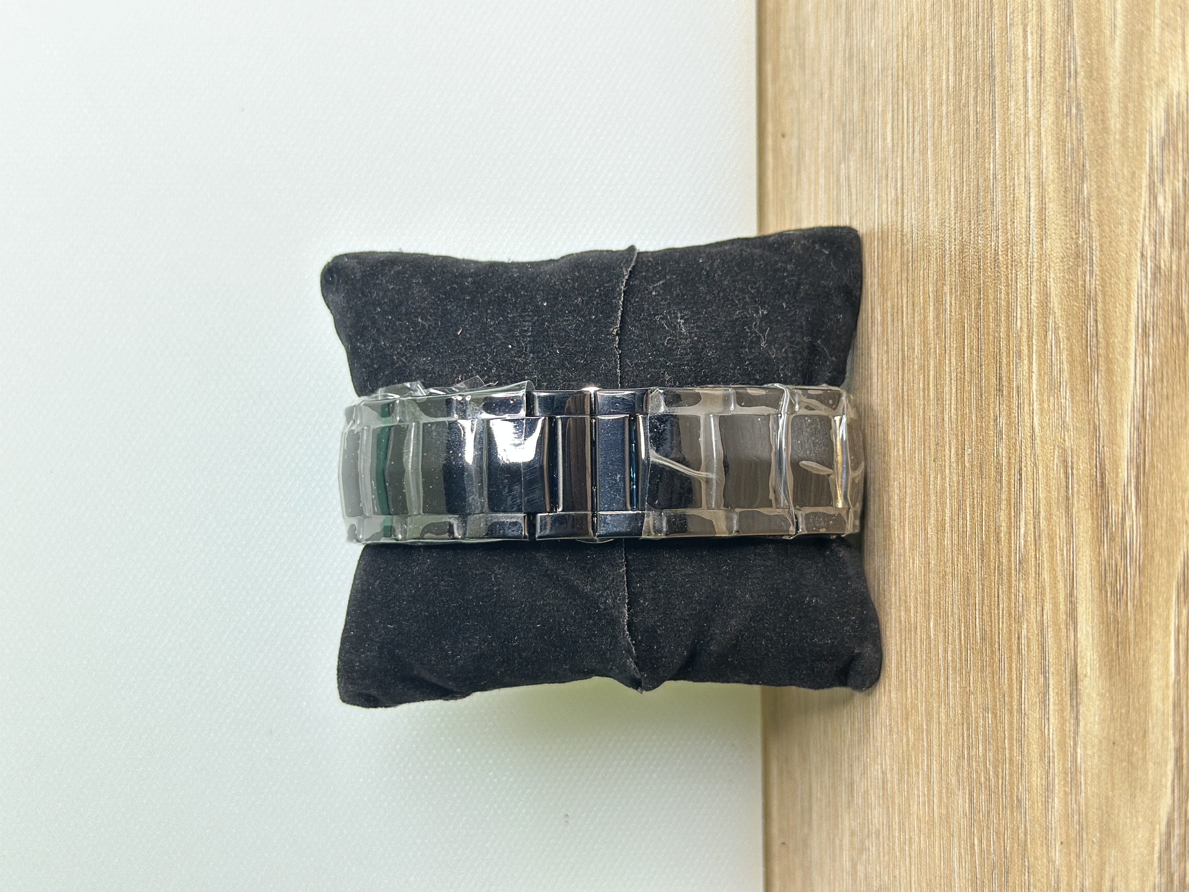 Rare Versace Atelier Black Chain - Rose Gold Dial_img_2