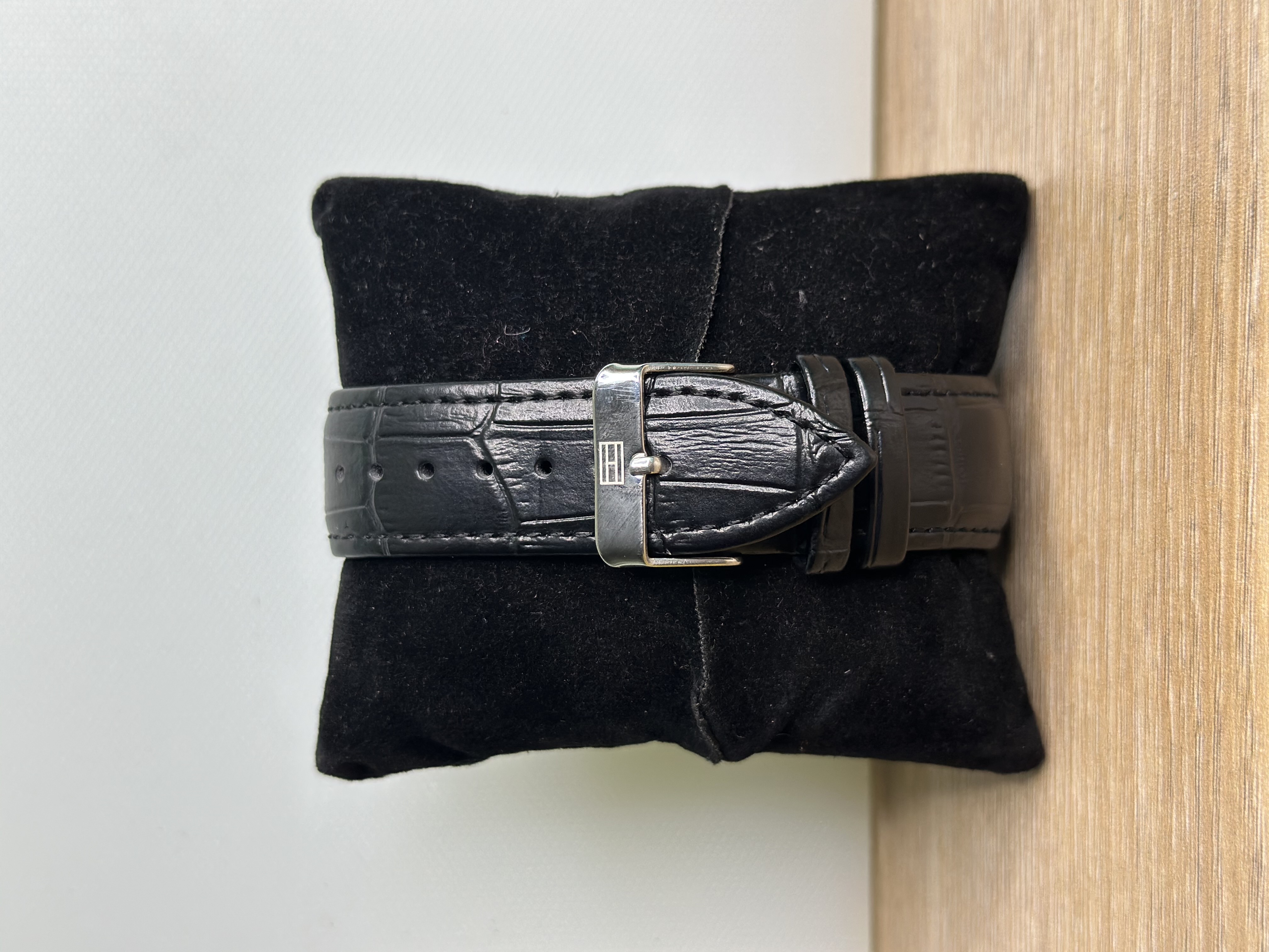 Tommy Hilfiger Automatic Skeleton Exposed Black Leather - White Dial_img_2