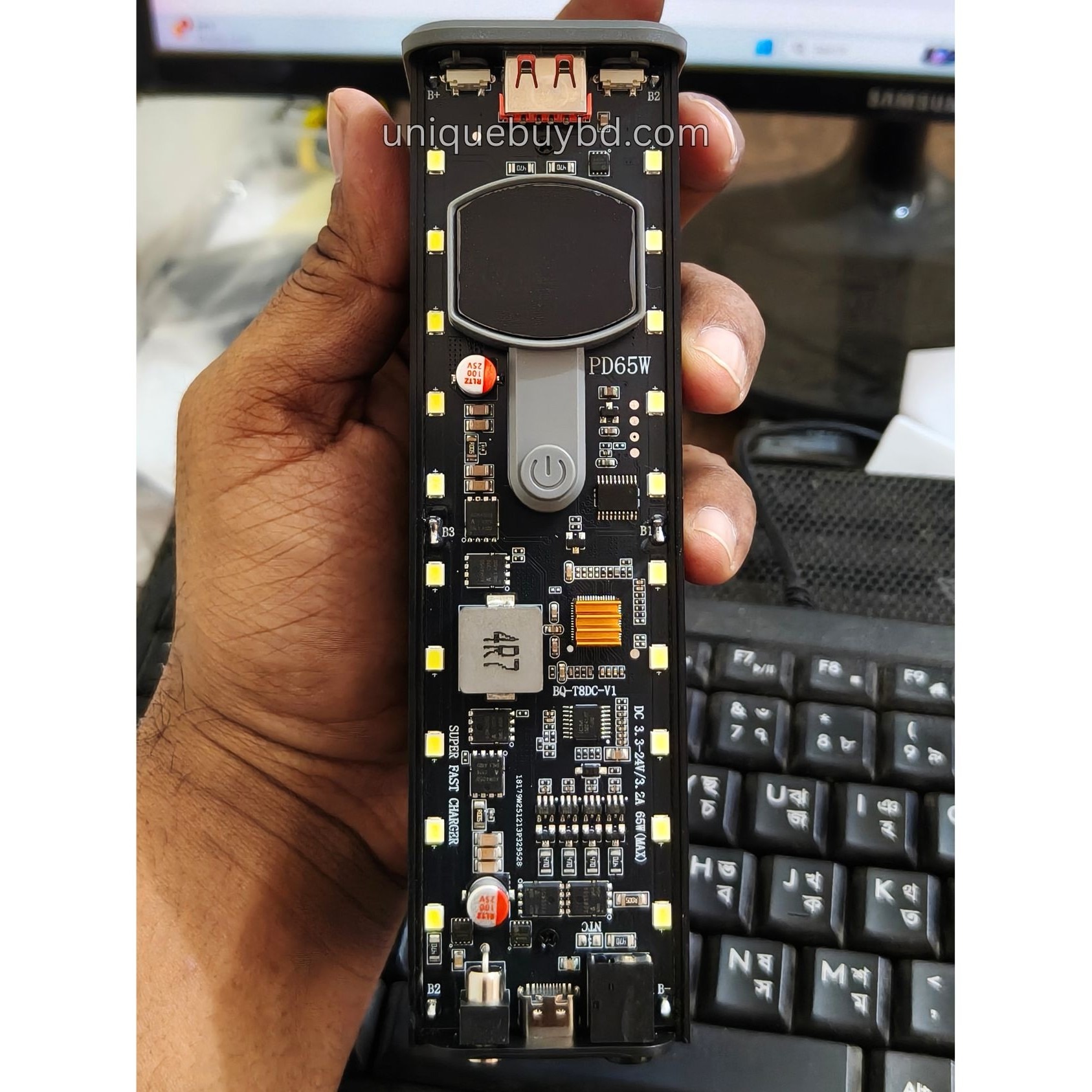 65W Super Fast Charging Transparent Power Bank Case Solderless 8pcs 18650 Battery with LED Light_img_1