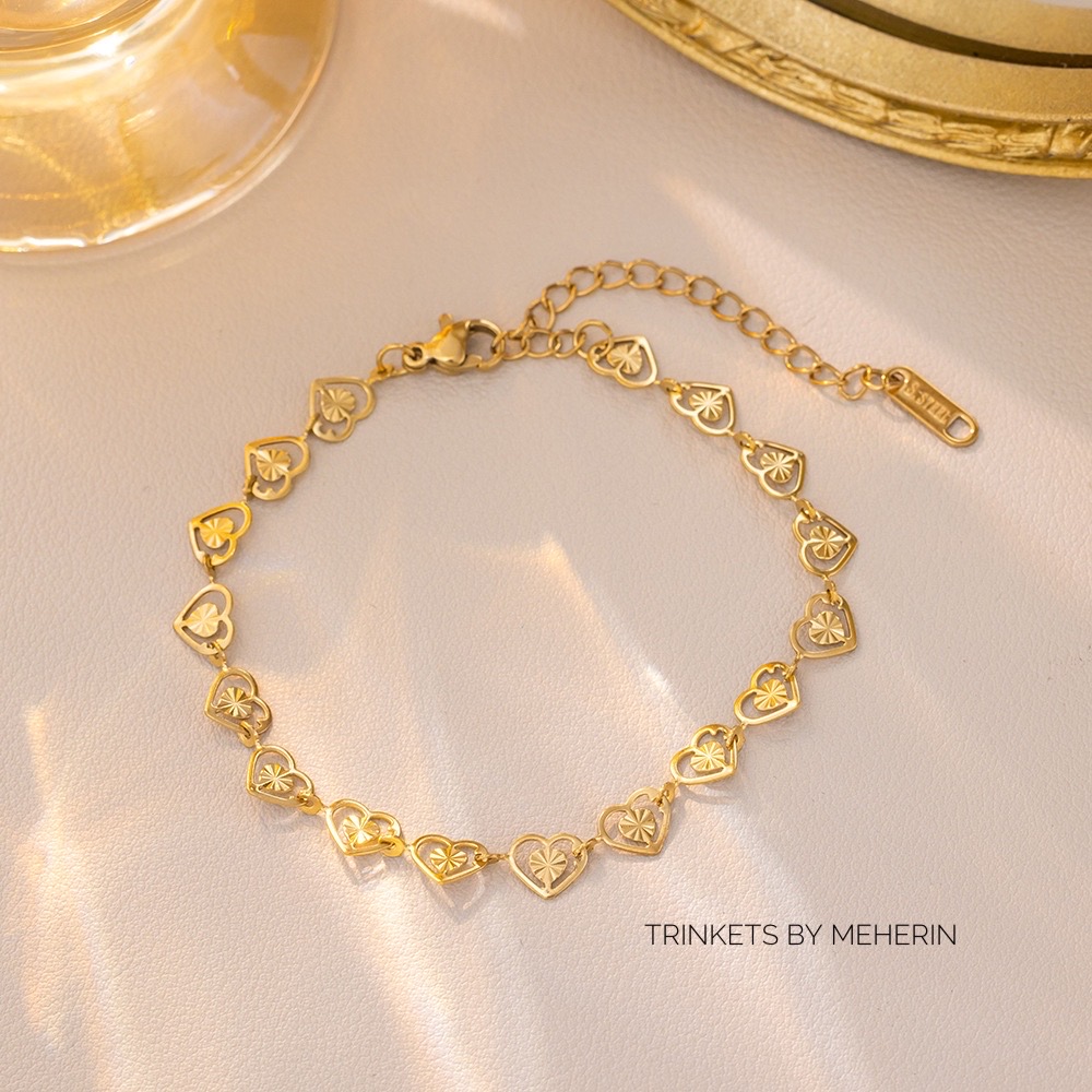 Love Embossed Chain Bracelet_img_0