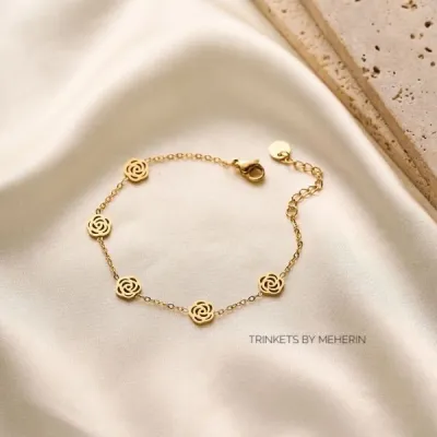 Gold Camelia Bracelet_img_1