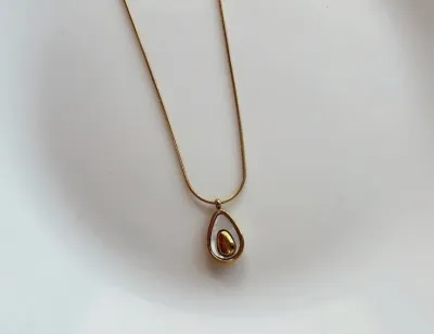 Avocado Neckpiece_img_0
