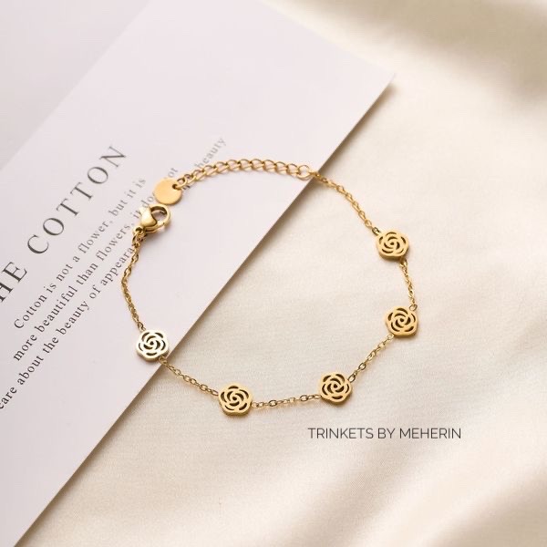Gold Camelia Bracelet_img_0