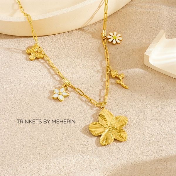 Floral Beachcore Neckpiece_img_1