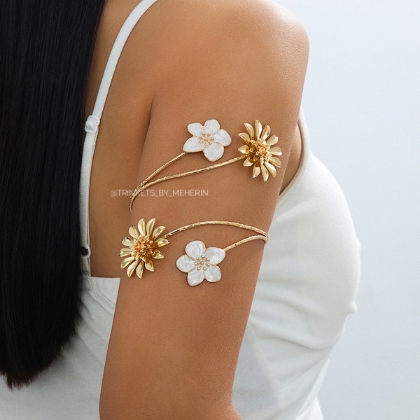 White Lily Arm Cuff_img_0