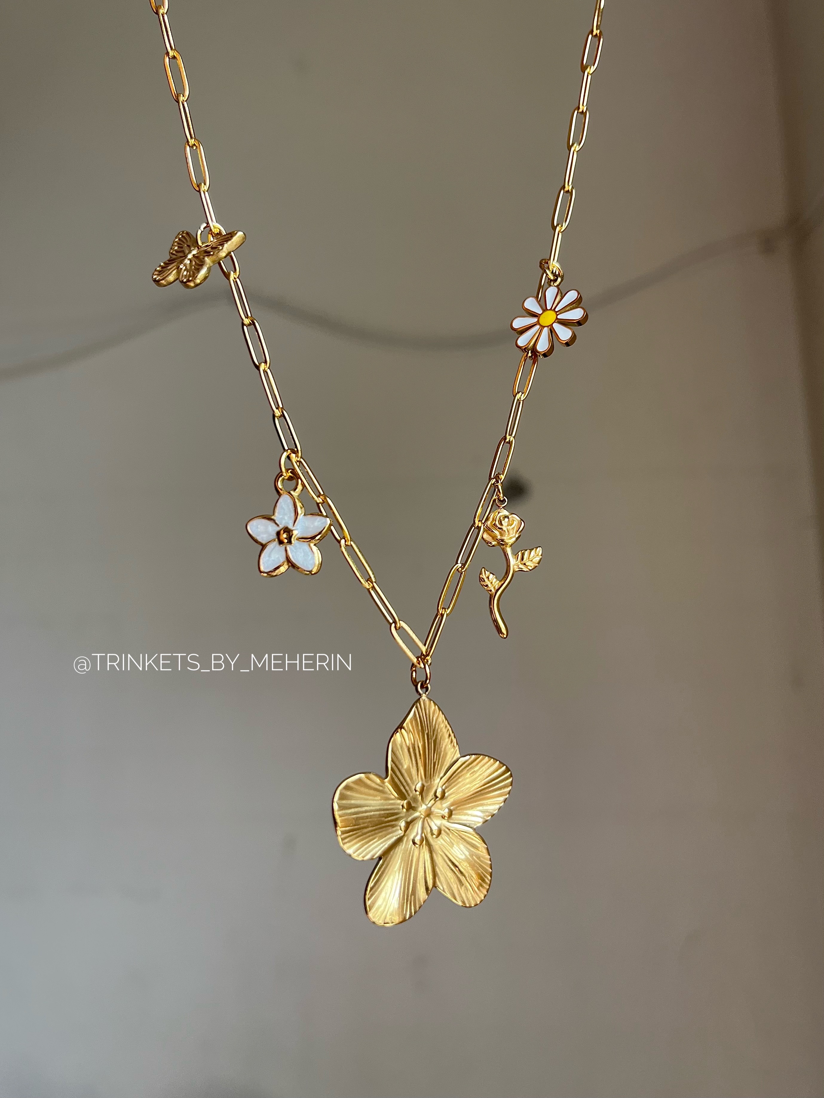 Floral Beachcore Neckpiece_img_0