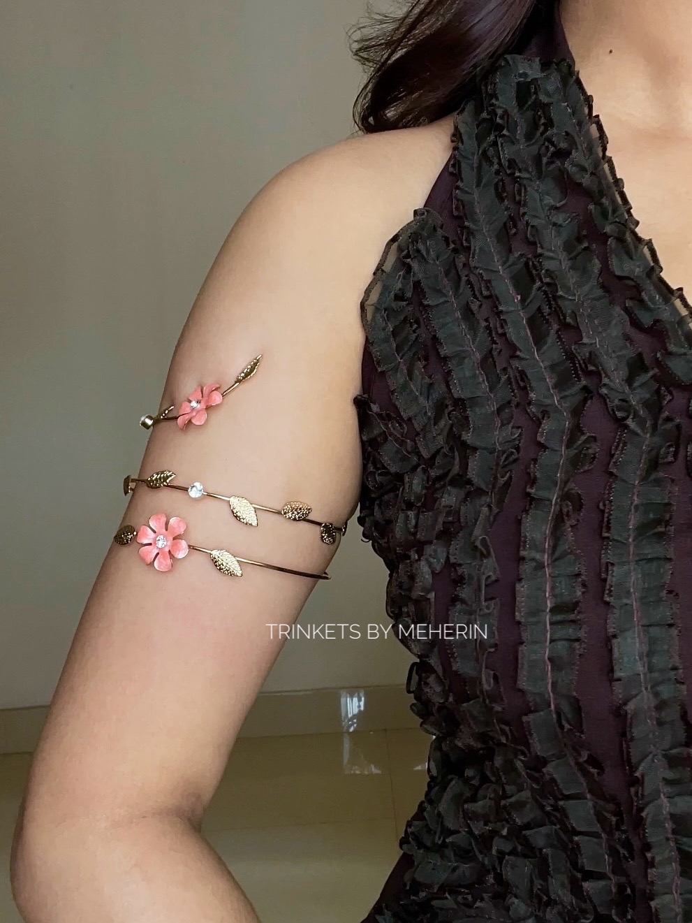 Celora Arm Cuff_img_0
