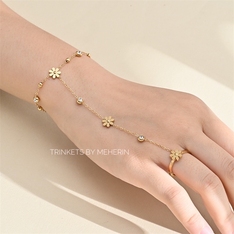 Daisy Hand Chain_img_0