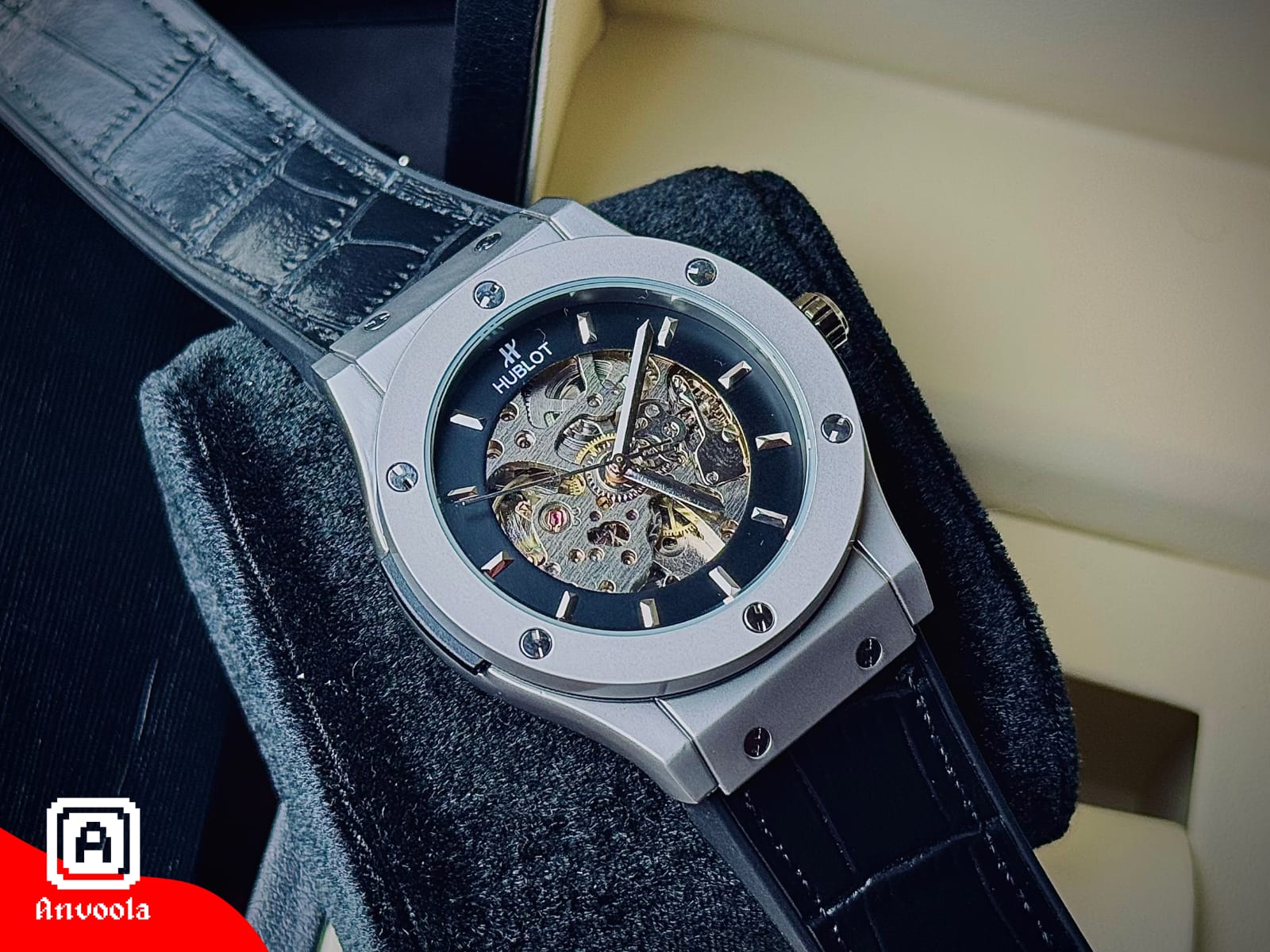 Hublot Dark Crystal Honey (Semi AAA)