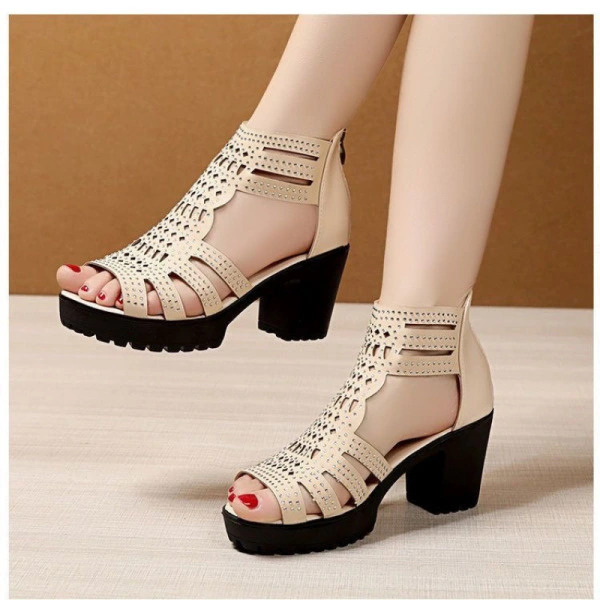 women's fashionable sandals