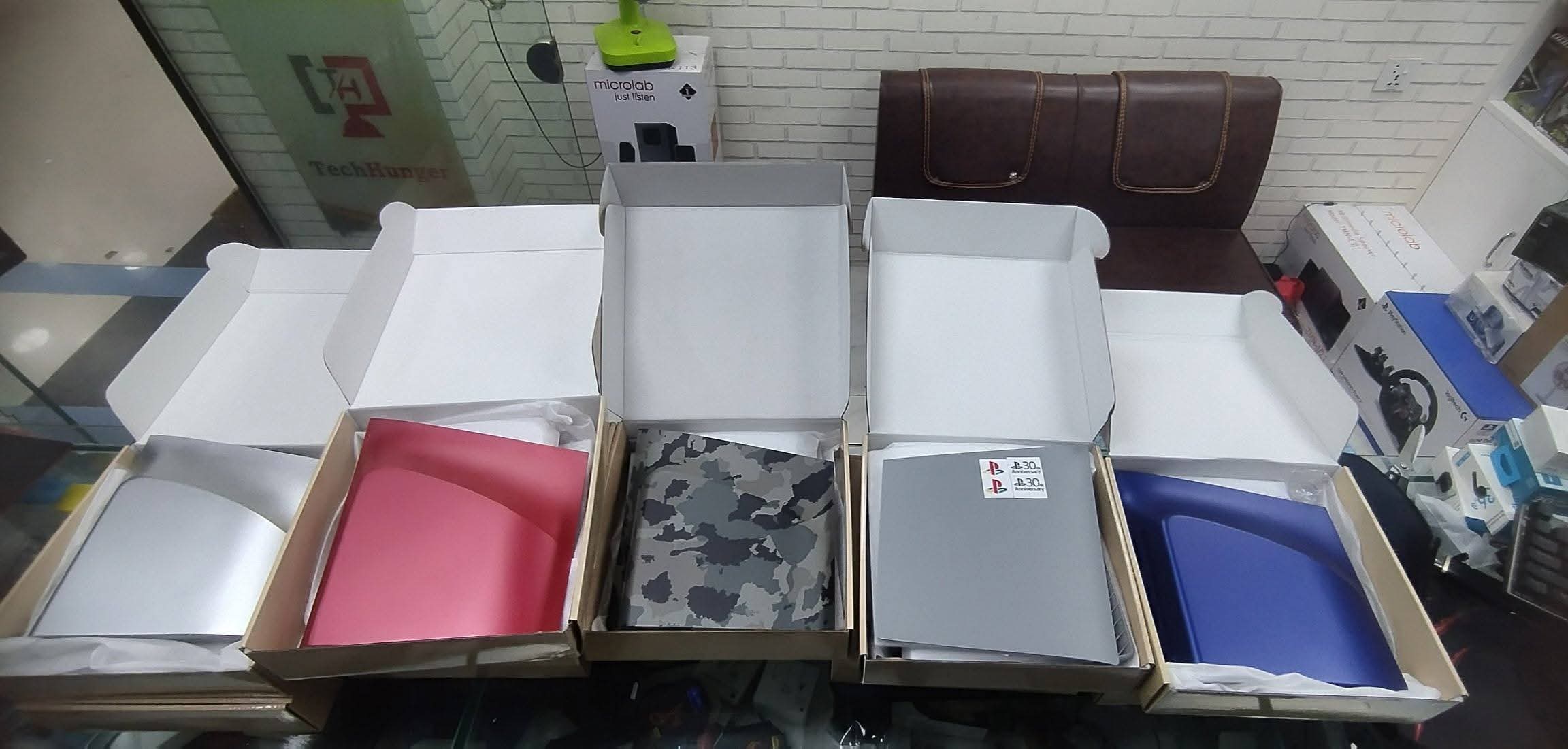 🕷️ PS5 Slim Disc Edition + Stylish Faceplates Collection_img_1