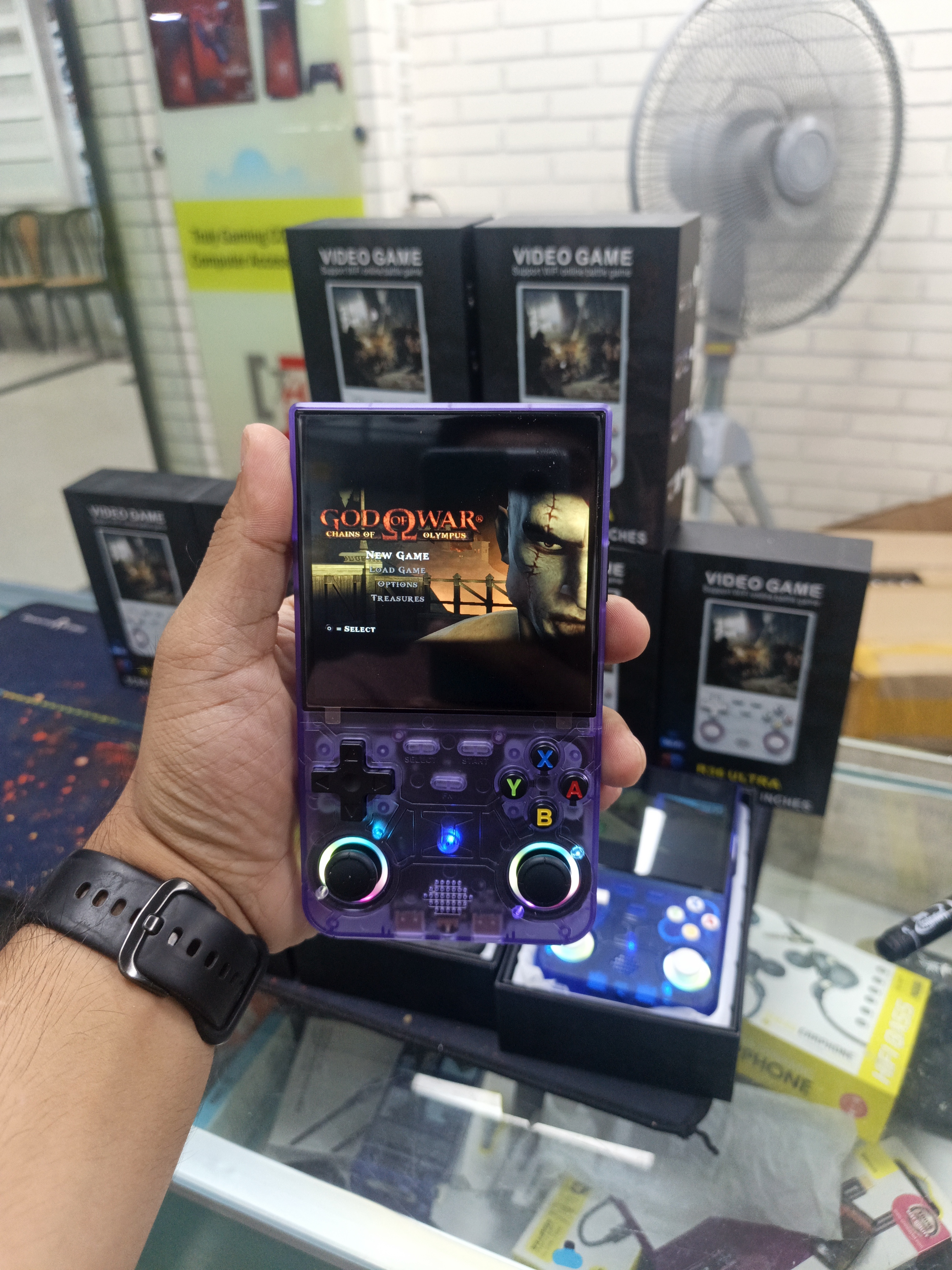🎮 R36 Ultra Handheld Gaming Console 64GB | 15K+ Games Loaded | WiFi Supported_img_2