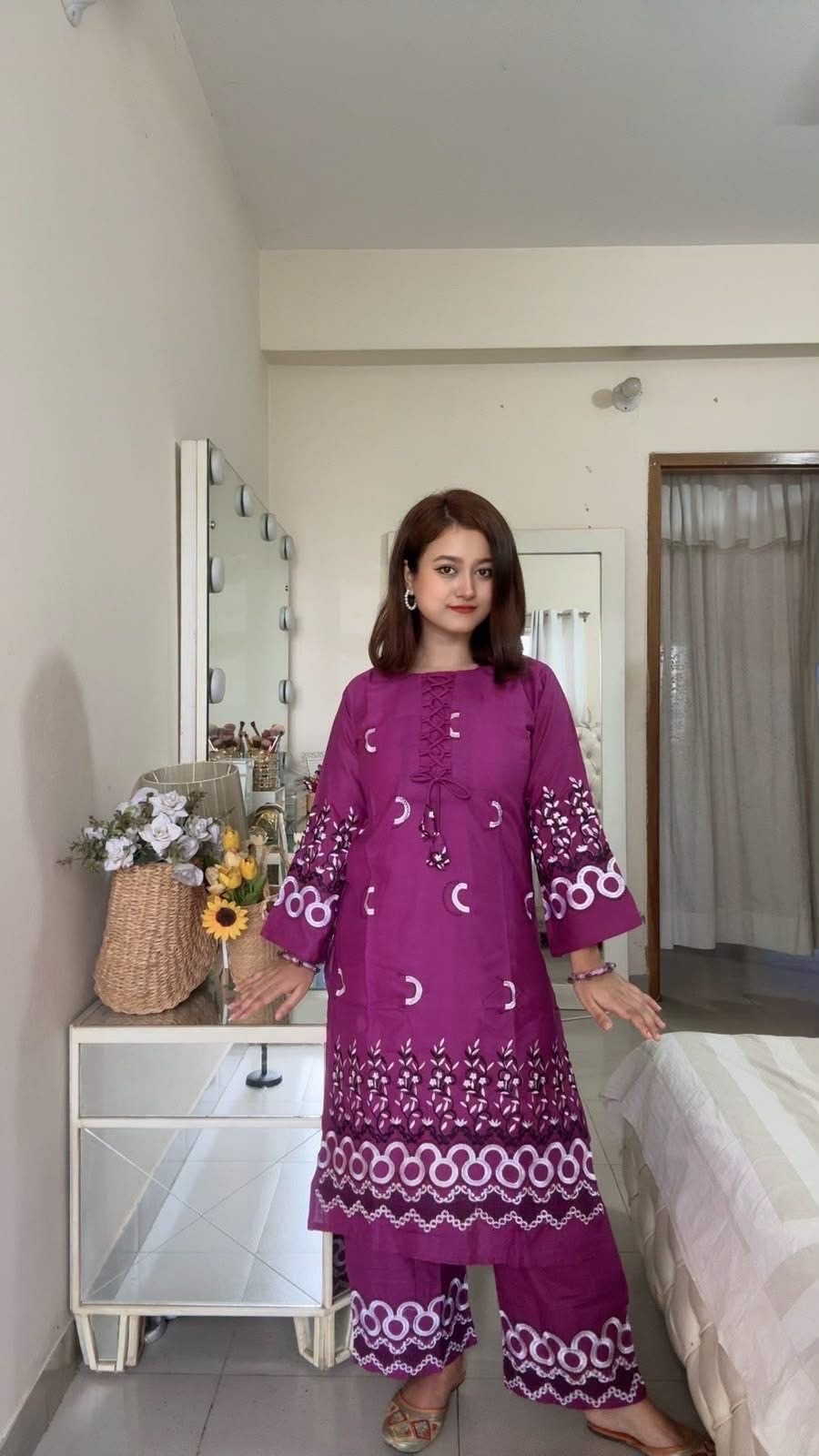 Embroidery 3 piece thumbnail 8