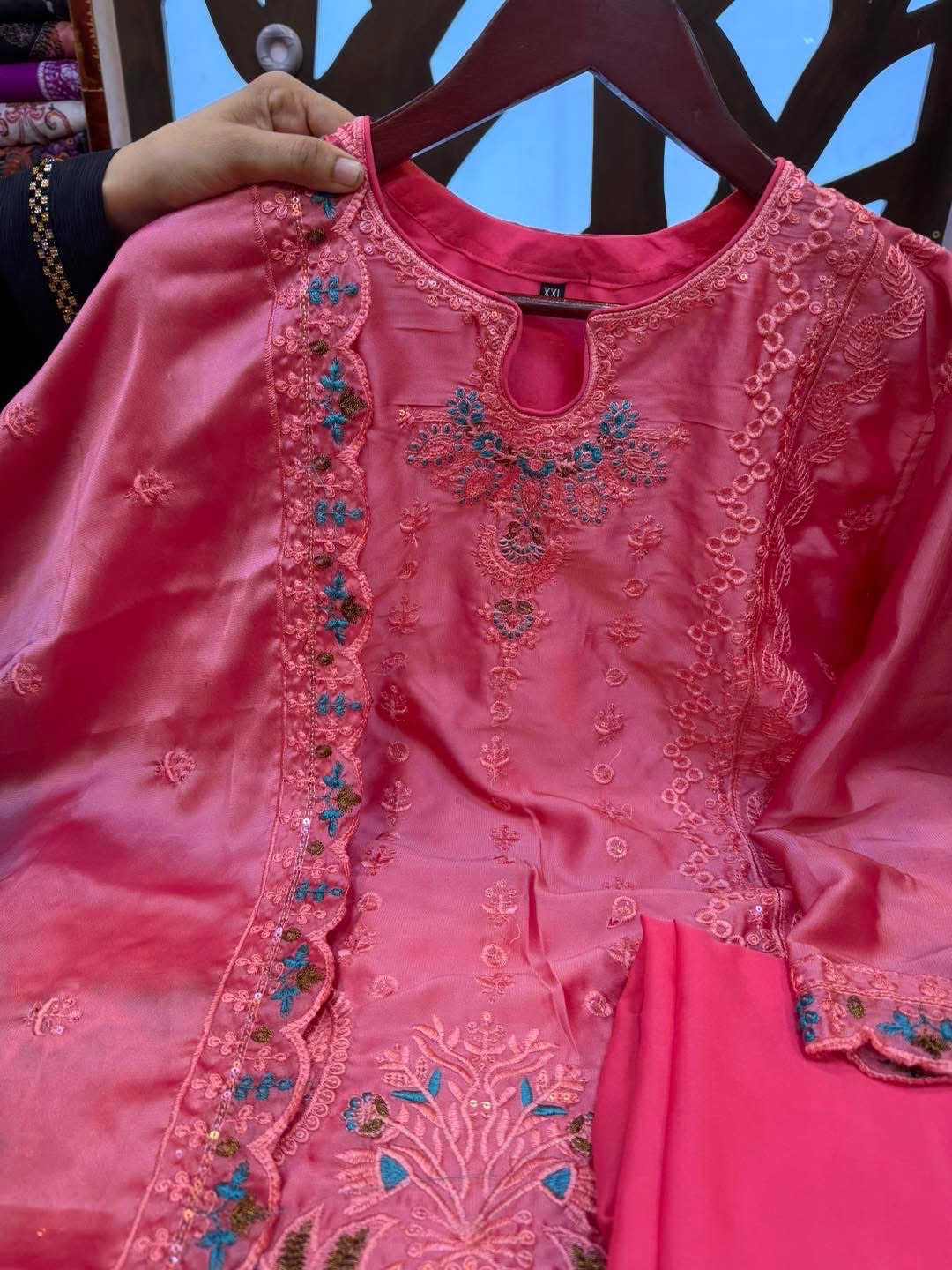 Fascinating Three Piece | Chickenkaari Embroidered | Luxury Lawn thumbnail 4