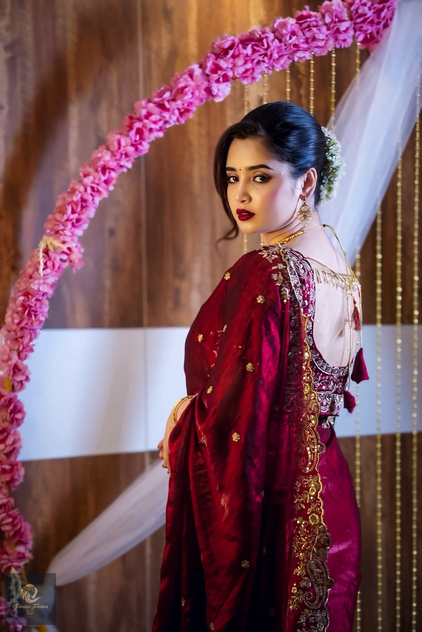 Premium Jemy Chuu Saree – Elegant Bridal Collection thumbnail 11