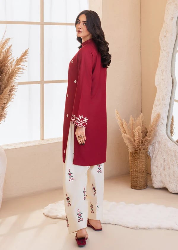 New Arrival – Elegant Red Embroidered Kurti Set thumbnail 3